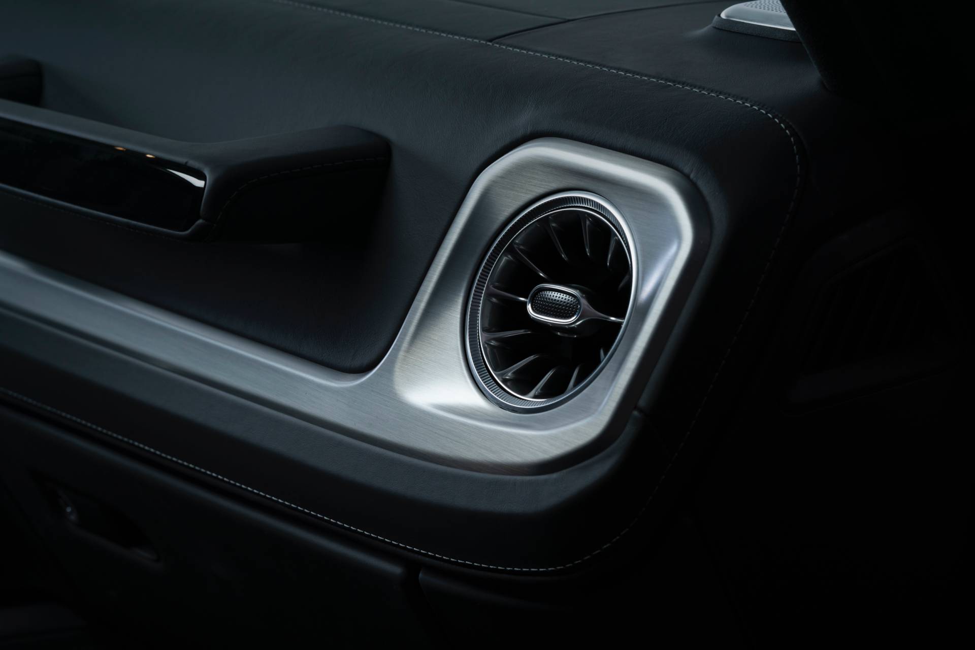 Mercedes-AMG G63 armored by Inkas 11 Inkas Gives 2019 Mercedes-AMG G63 A 360-Degree Armor Upgrade