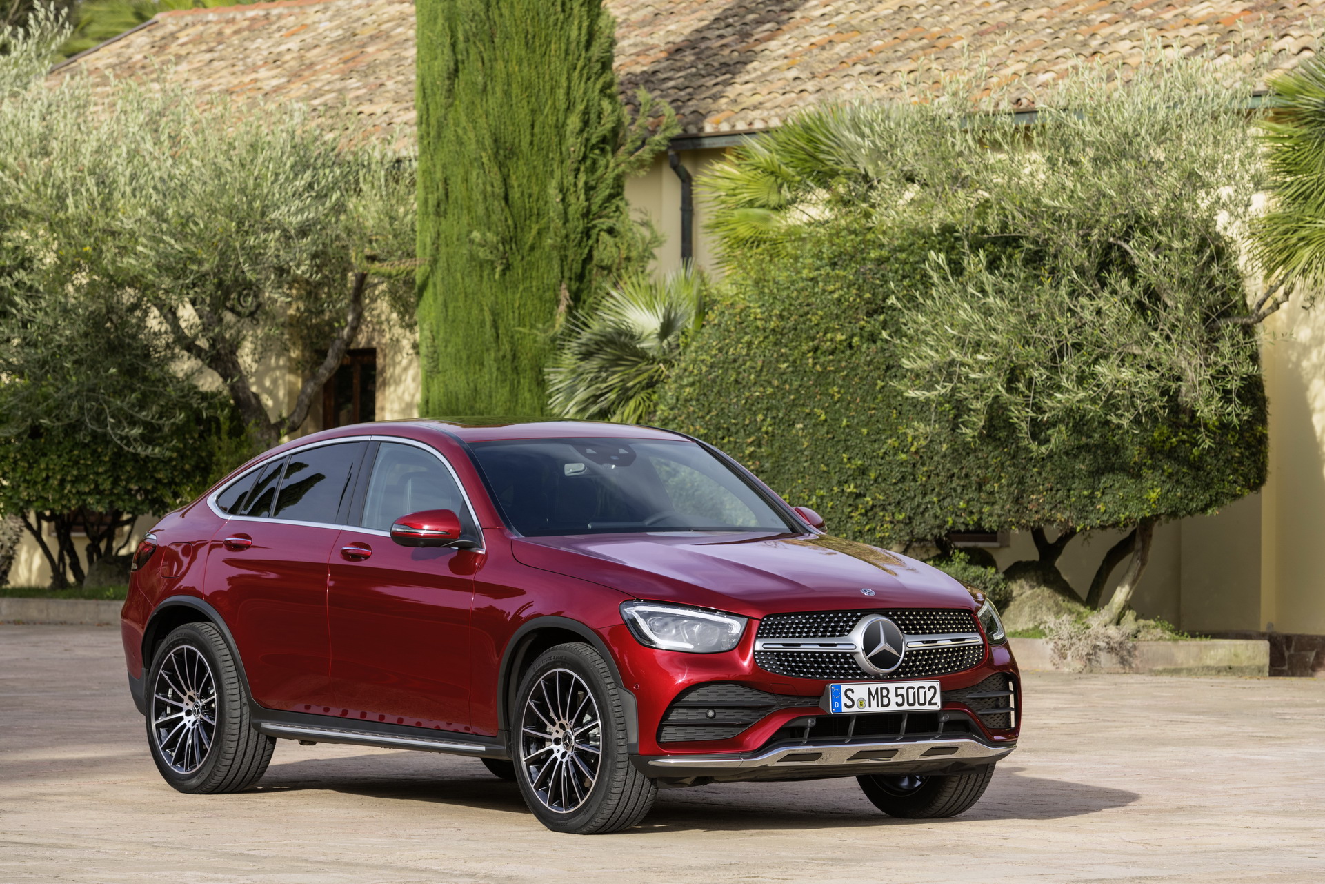 2020 Mercedes-Benz GLC Coupe 13 2020 Mercedes GLC Coupe Combines Sportier Styling With More Power