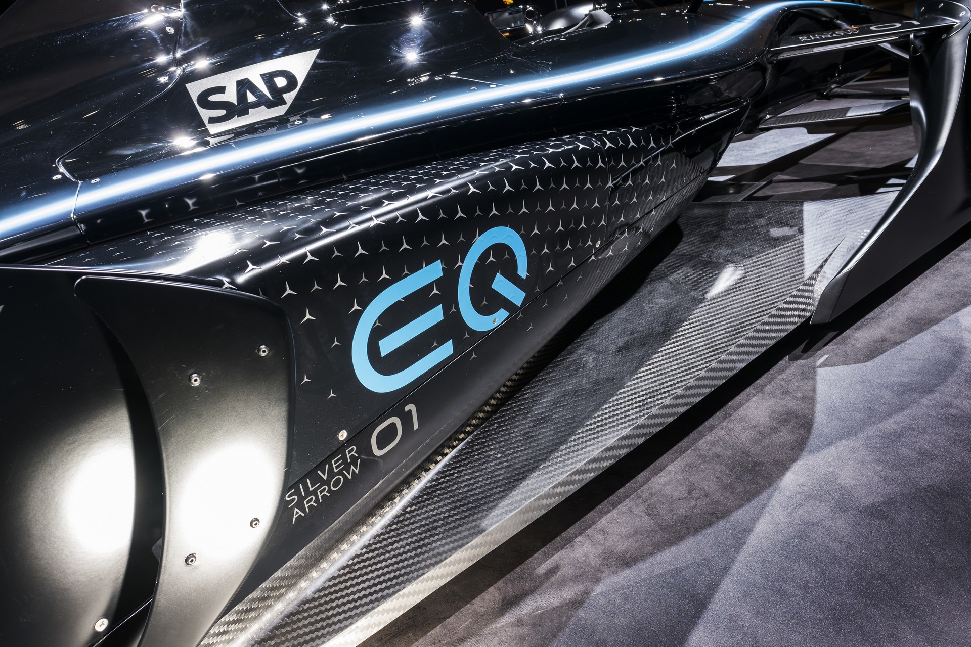 Mercedes-Benz EQ Silver Arrow 01-6 Mercedes EQ Silver Arrow 01 Is The Brand’s First Electric Race Car