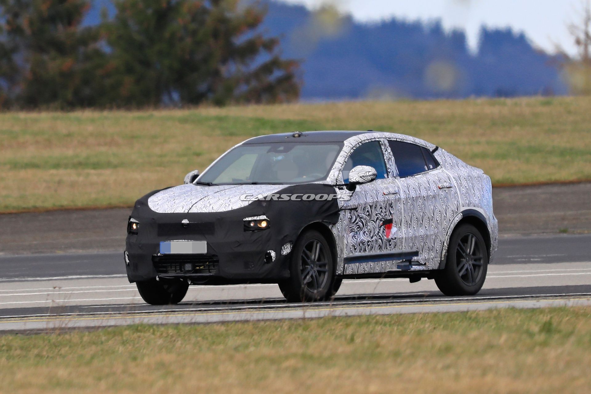 Lynk-And-Co-01-Coupe-1 Lynk & Co 05 SUV Coupe Set To Become The Sportier Sibling Of The 01