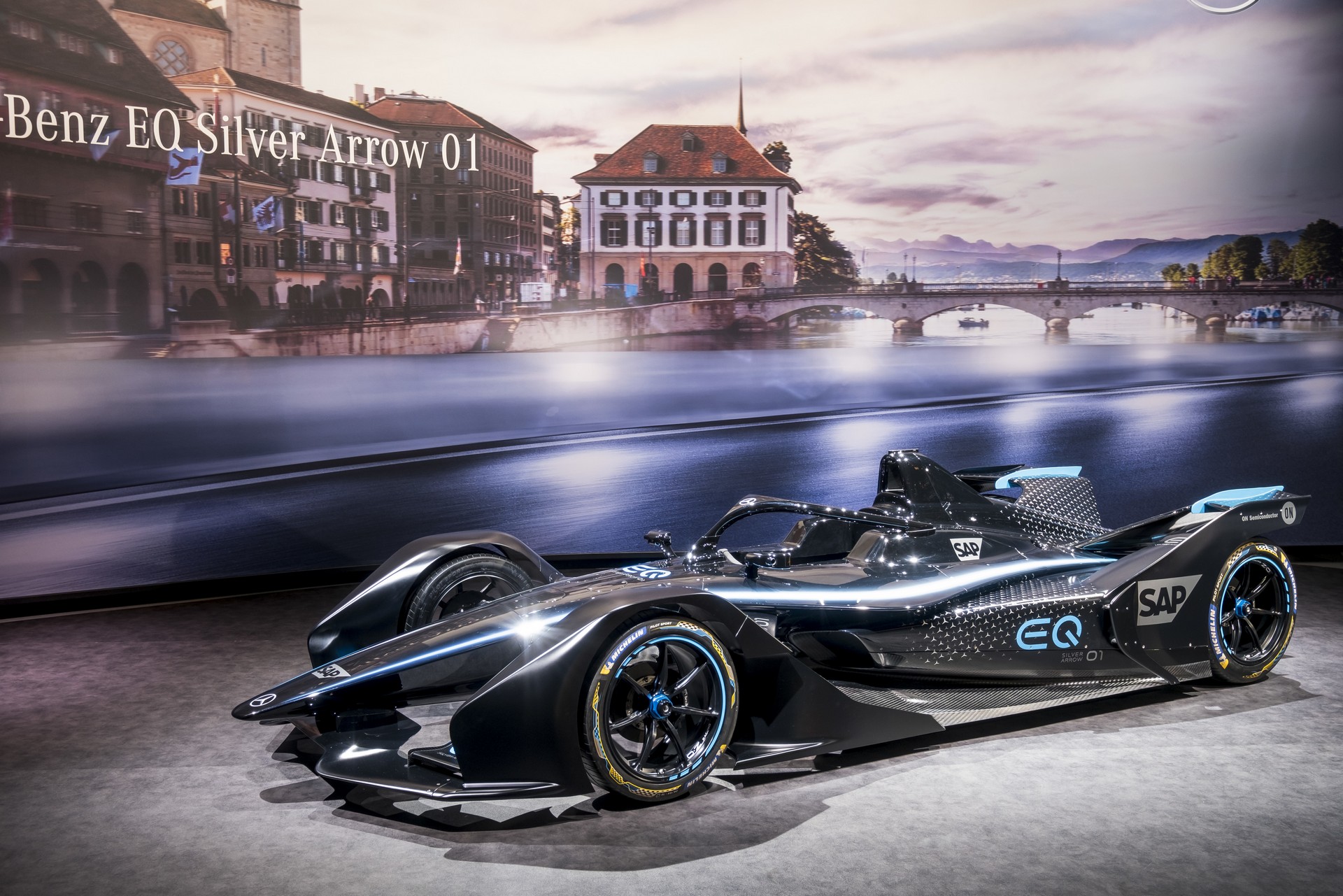 Mercedes-Benz EQ Silver Arrow 01-5 Mercedes EQ Silver Arrow 01 Is The Brand’s First Electric Race Car