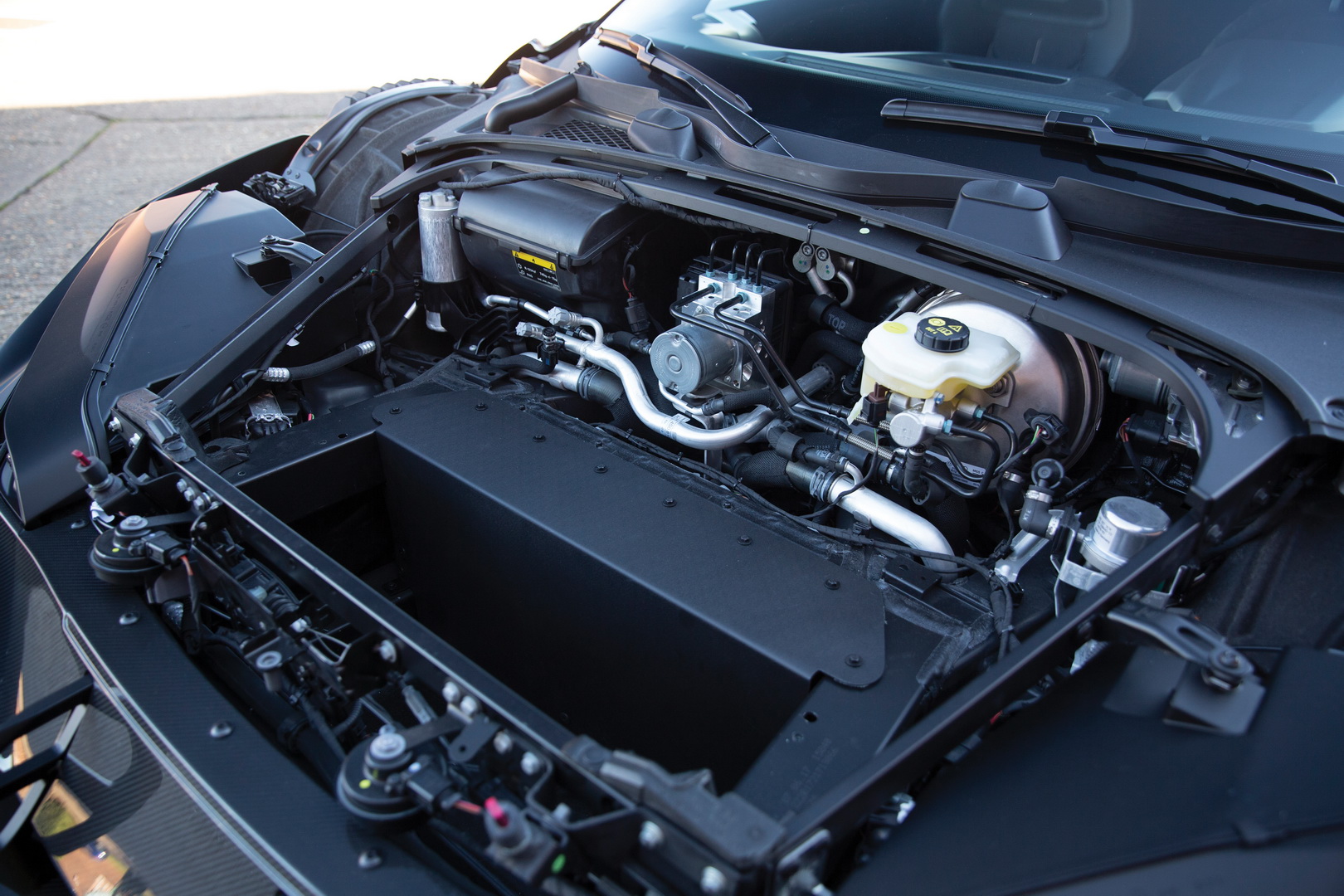 2018 italdesign zerouno 36 Why Not Add An Italdesign ZeroUno To Your Awesome Car Collection?