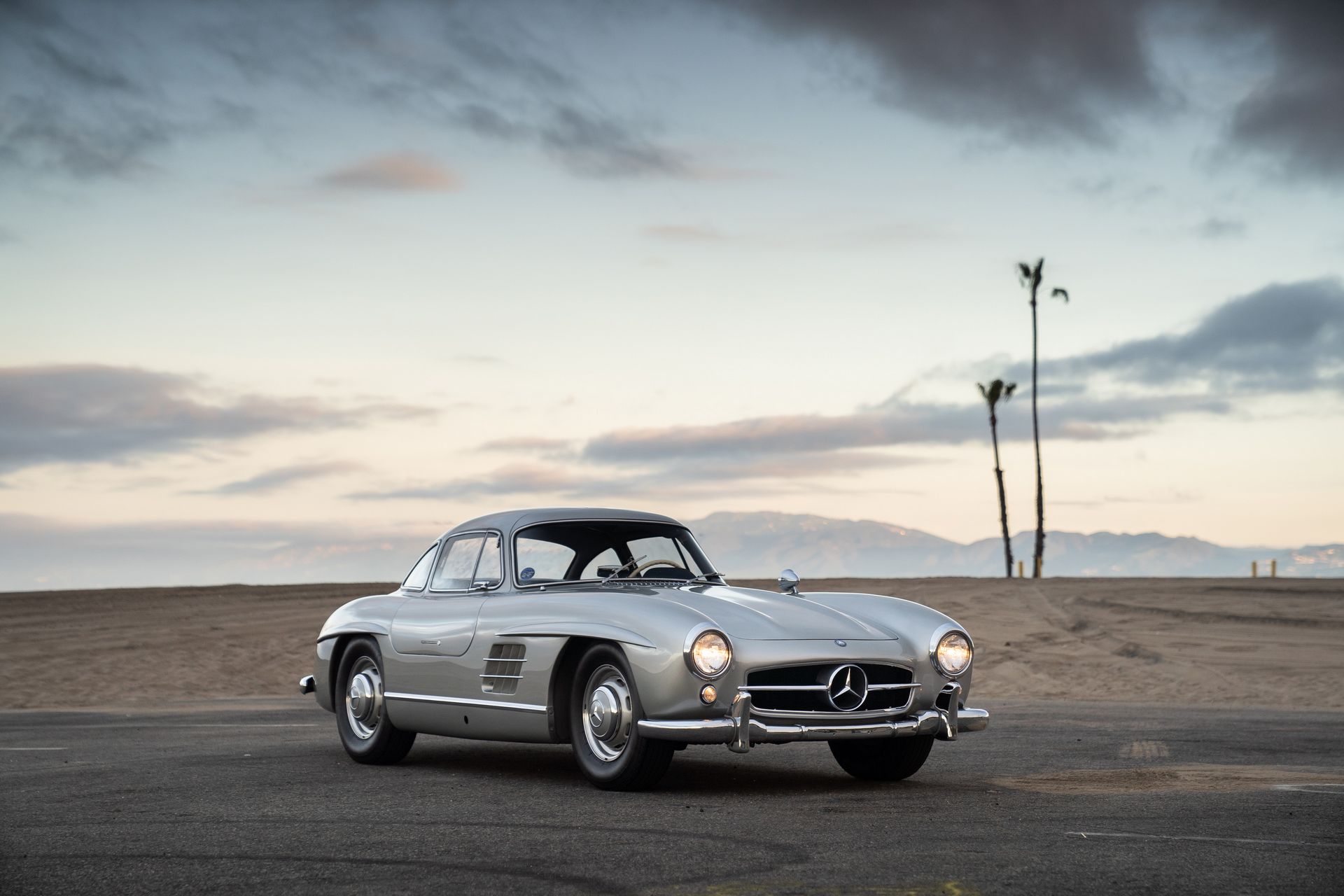 1955-Mercedes-Benz-300SL-1 Maroon 5’s Adam Levine Auctioning Off His Mercedes-Benz 300 SL Gullwing
