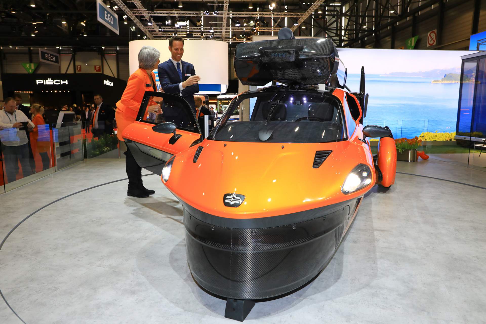 PAL-V Liberty Pioneer Edition 21 PAL-V Liberty Pioneer Edition Flying Car Will Set You Back $599,000