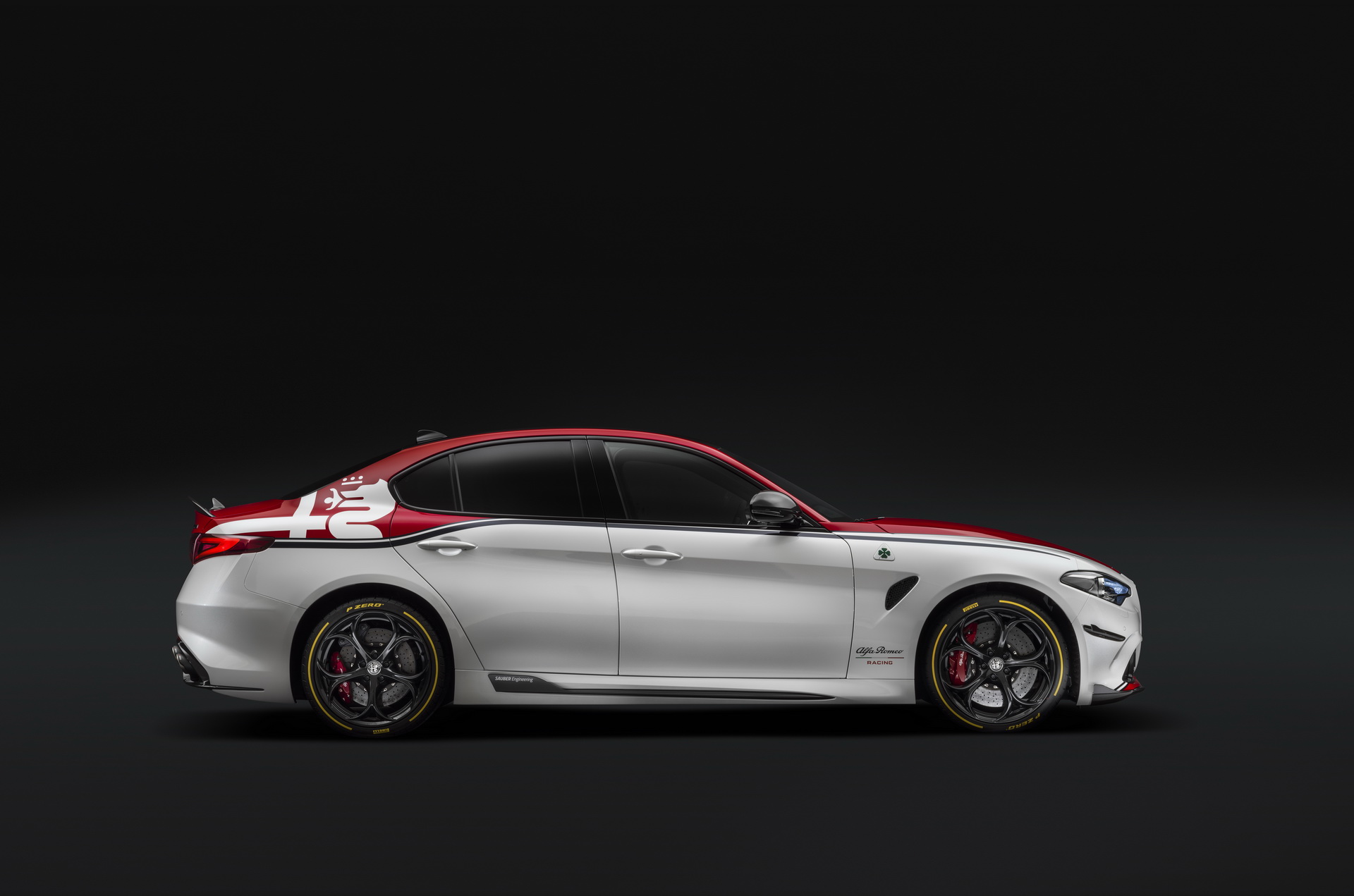 alfa romeo giulia stelvio qv racing 7 Alfa Romeo Giulia And Stelvio QV Racing Editions Reflect Bond With F1
