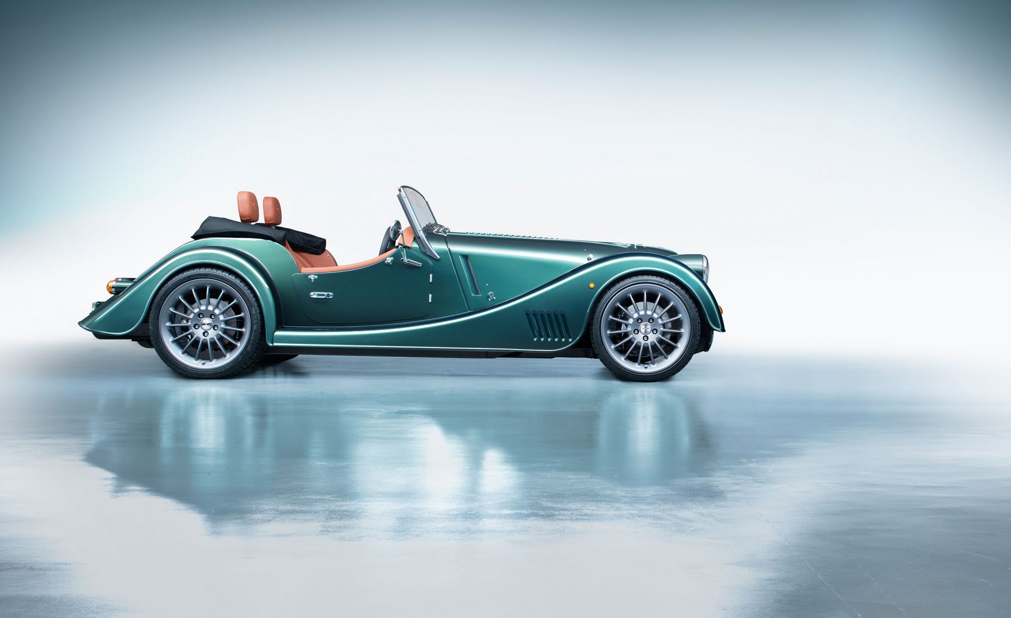 Morgan-Plus-Six-16 Morgan Plus Six Has An Aluminum & Wood Platform And A Supra / Z4 Engine