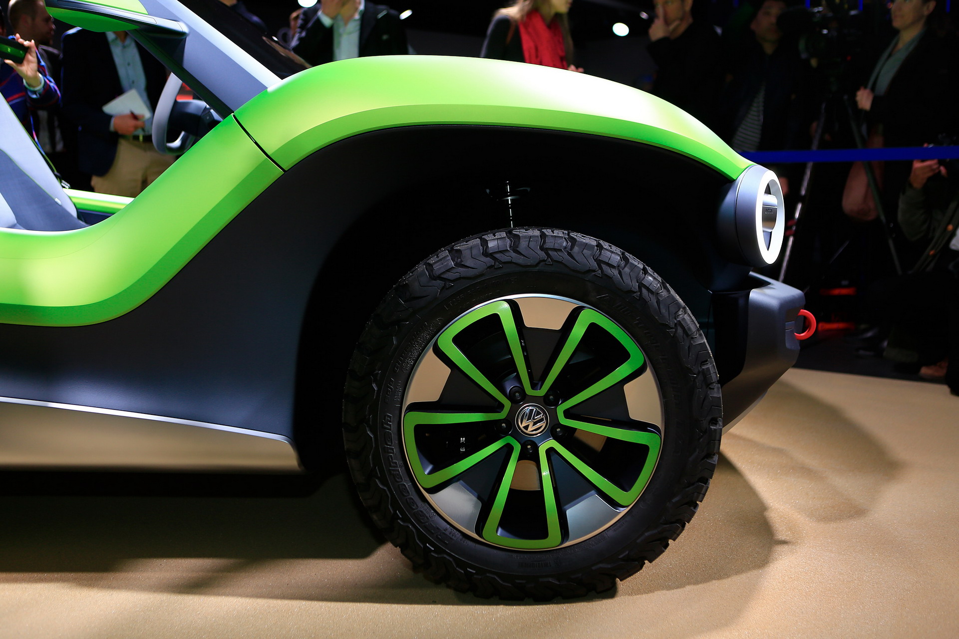 VW ID Buggy 8 VW ID Buggy Concept Is A Modern Day Meyers Manx