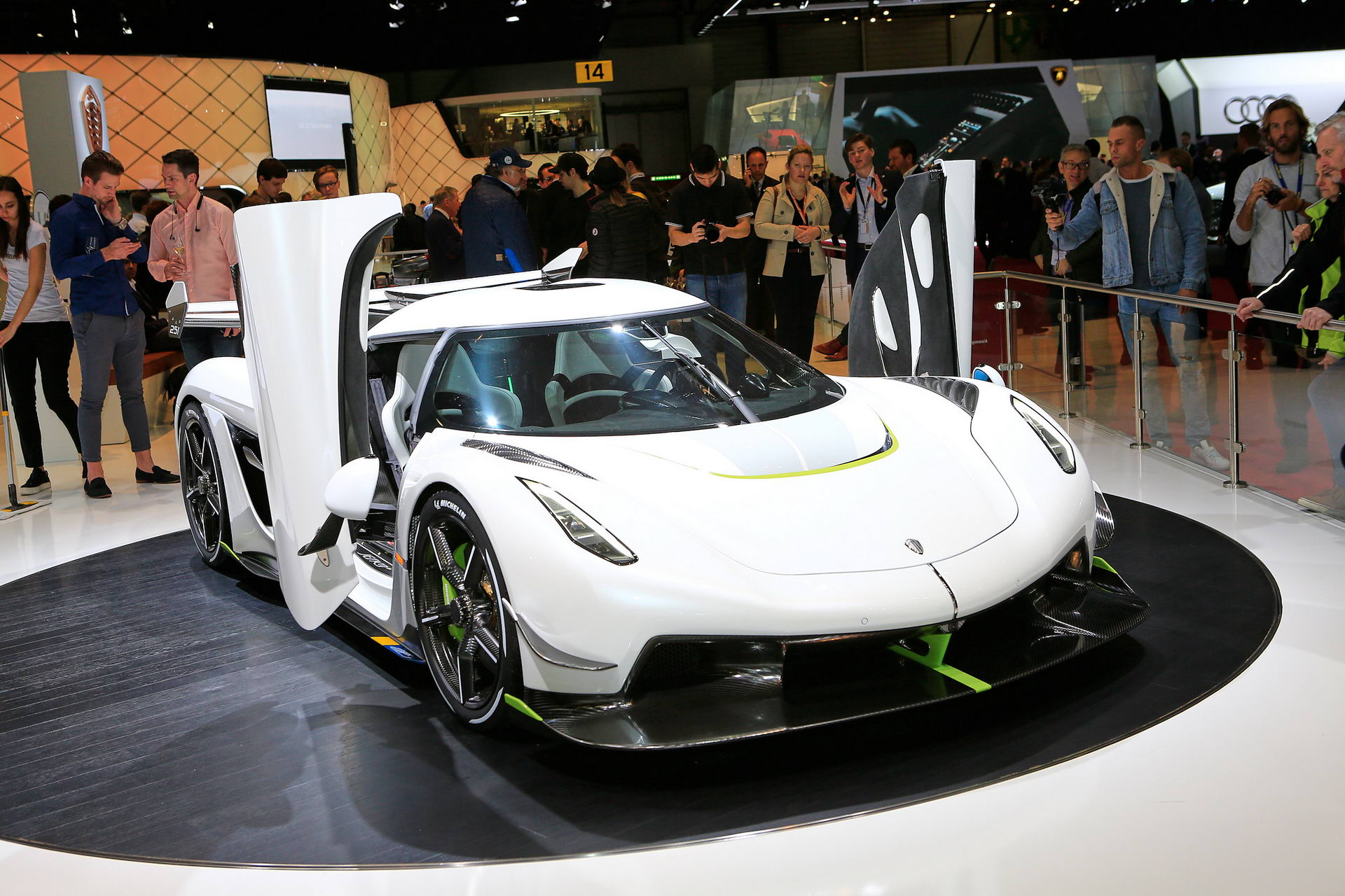 89 Christian von Koenigsegg Details The Jesko’s Innovative ‘Light Speed’ Transmission