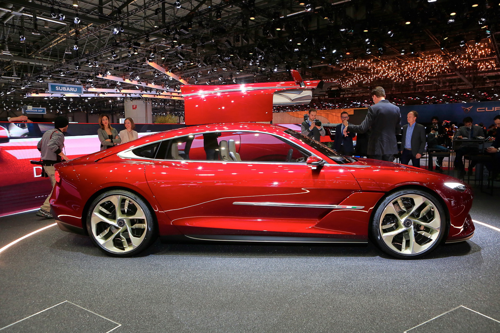 italdesign davinci concept geneva 8 New Italdesign Concept Pays Homage To Leonardo DaVinci