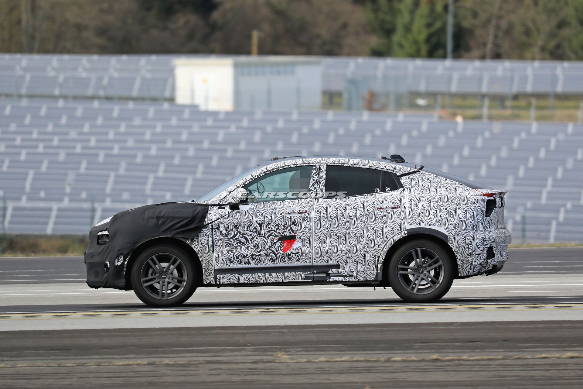 Lynk-And-Co-01-Coupe-6 Lynk & Co 05 SUV Coupe Set To Become The Sportier Sibling Of The 01