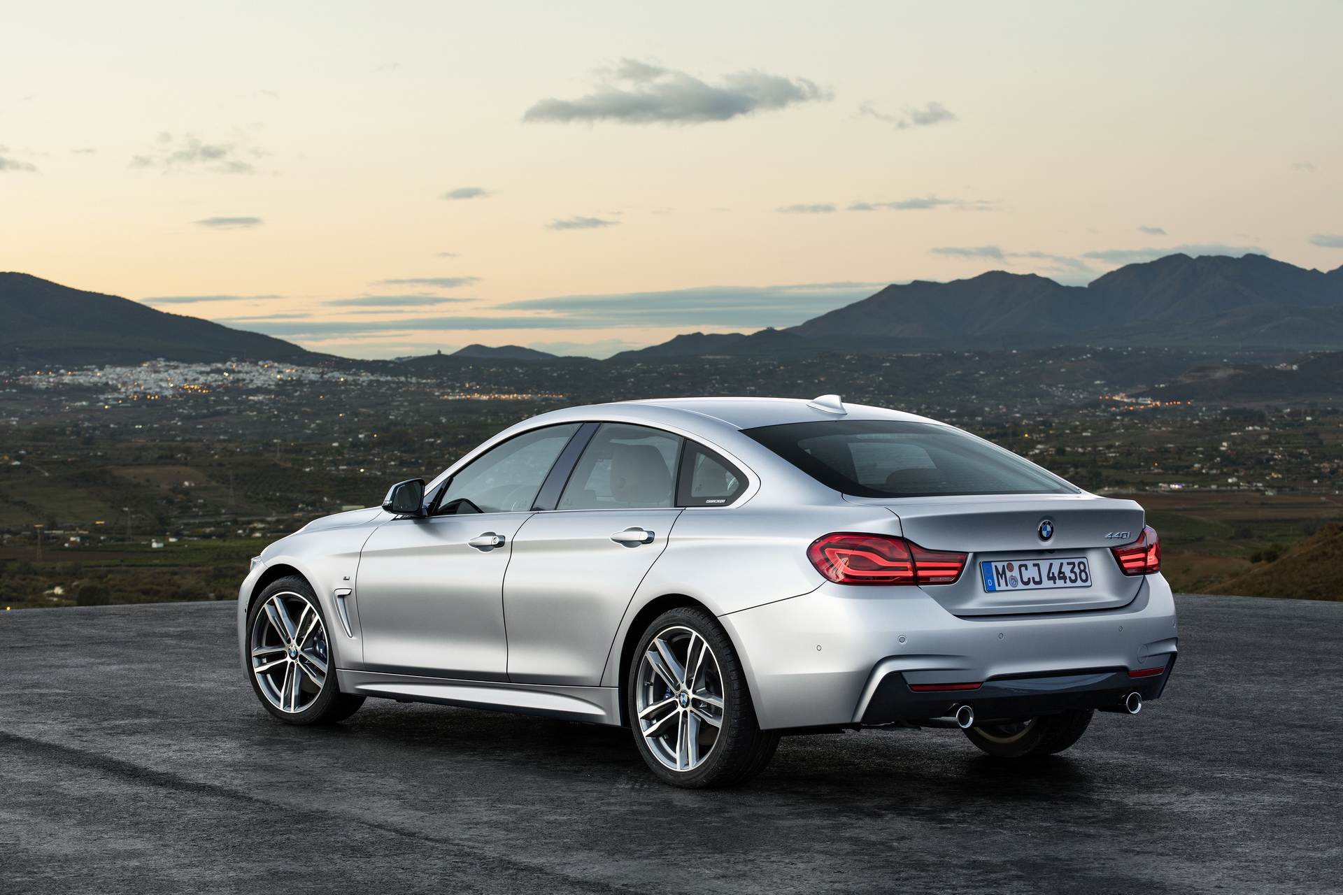 bmw 4-series gran coupe used feature 3 As Depreciation Hits BMW 4-Series Gran Coupe, Is It Time To Look At Used Ones?