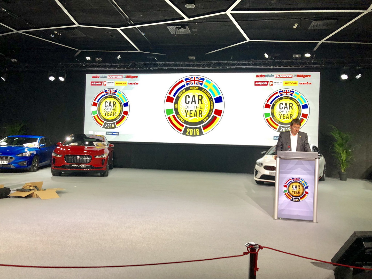 2019 european car of the year jaguar i-pace 2 Jaguar I-Pace Is The 2019 European Car Of The Year Winner After Tie-Breaker With Alpine A110