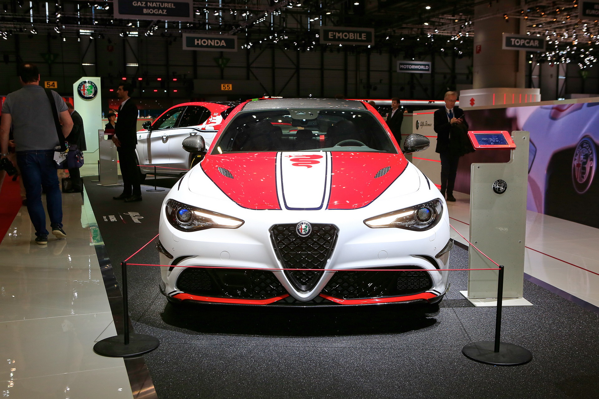 Alfa Romeo Racing Edition Stelvio Giulia 1 Alfa Romeo Giulia And Stelvio QV Racing Editions Reflect Bond With F1