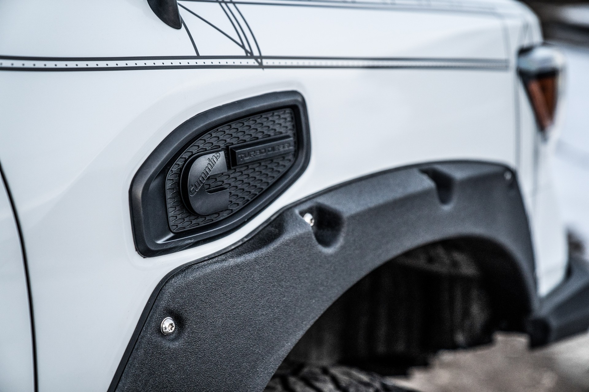 Nissan Titan Ultimate Work Truck-9 Nissan Ultimate Work Titan Is A One-Off Truck For Home Builders