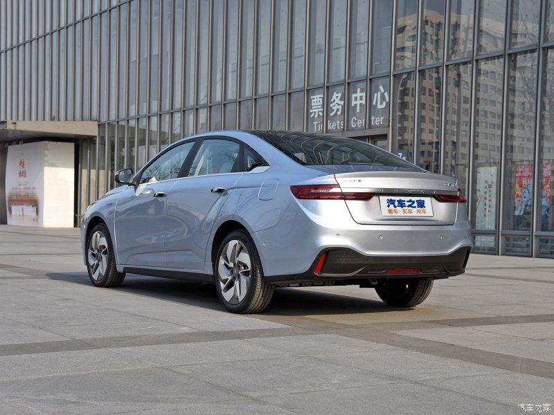 Geely-GE11-6 Geely GE11 Electric Sedan Could Help The Brand Expand In Foreign Markets