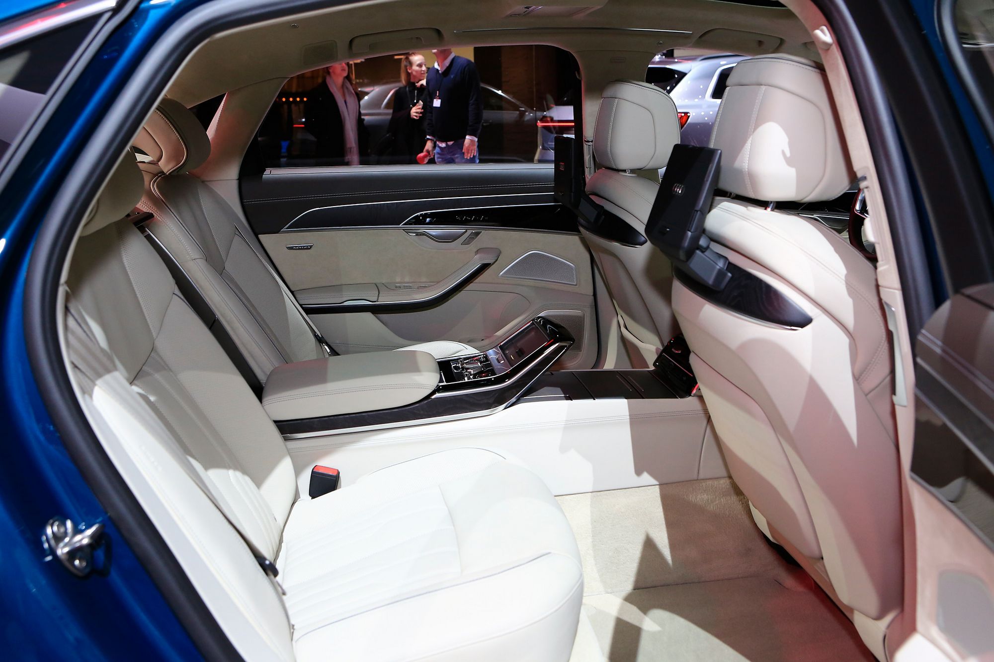 Audi-Hybrids-Geneva-19 Audi A6, A7, A8, And Q5 Bring TFSIe Plug-In Power To Geneva