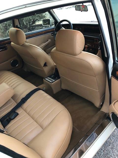 Jaguar-XJ12-TWR-7 Limited-Edition 1986 Jaguar XJ12 TWR Is One Way To Make An Impression