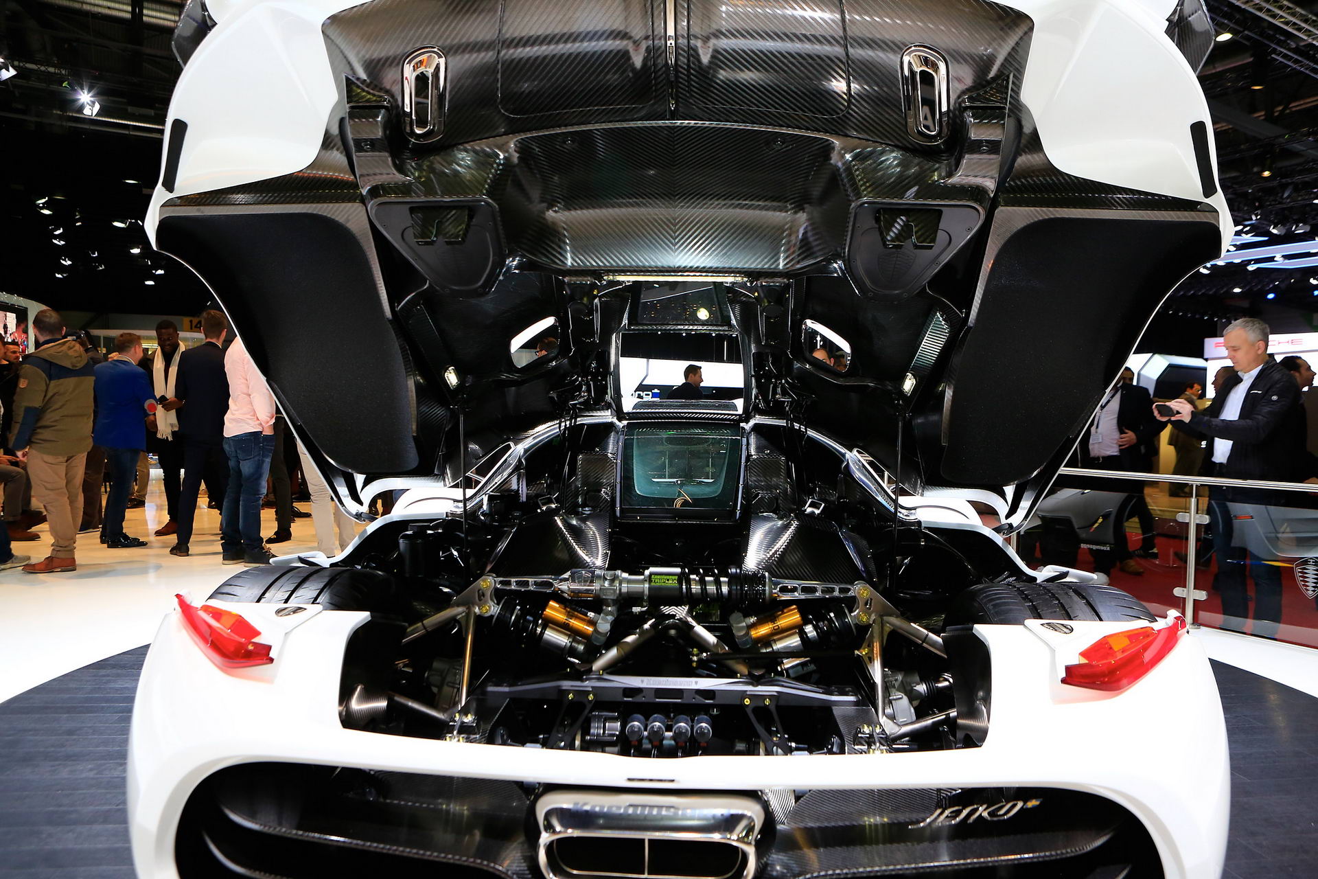 89 Christian von Koenigsegg Details The Jesko’s Innovative ‘Light Speed’ Transmission