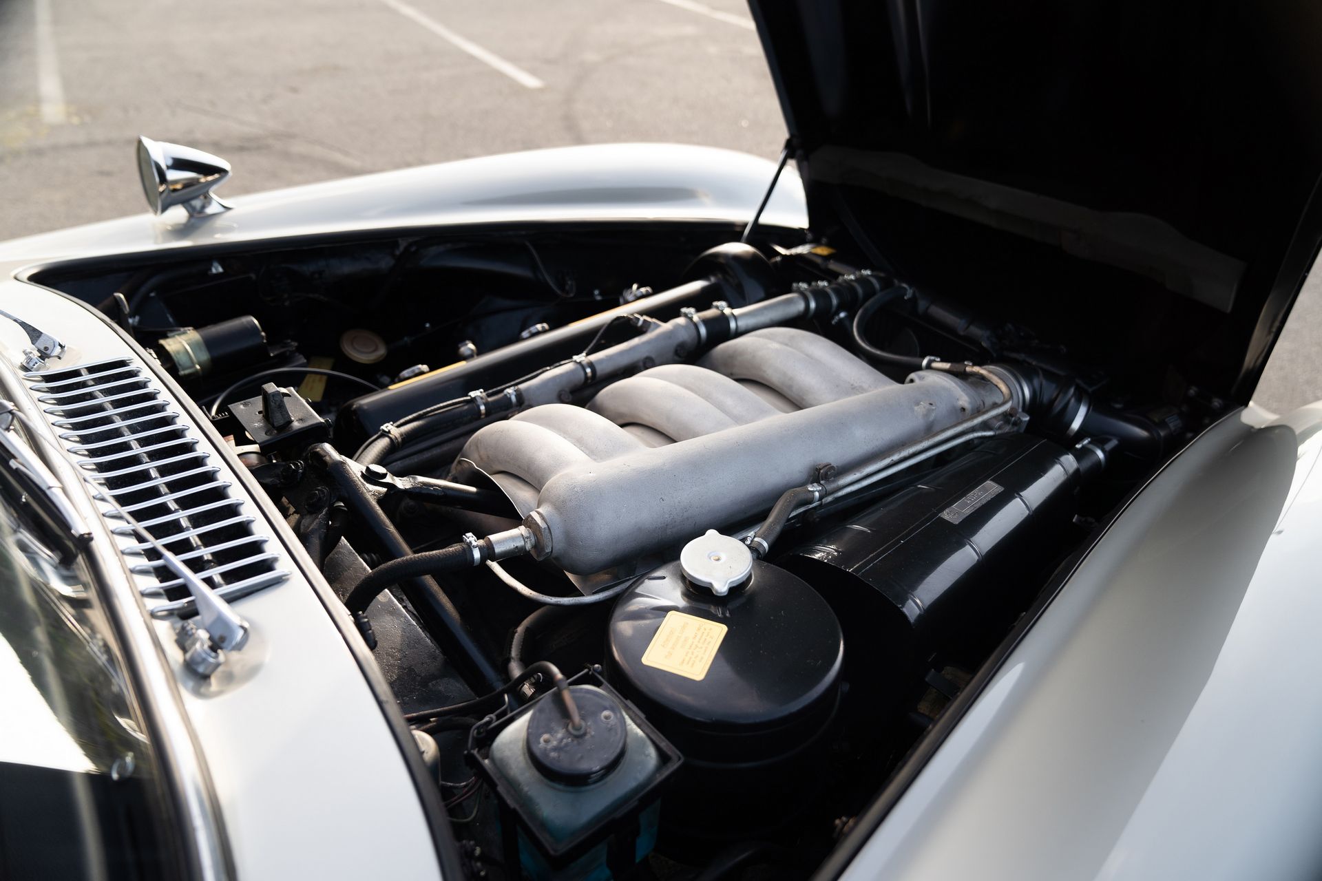 1955-Mercedes-Benz-300SL-29 Maroon 5’s Adam Levine Auctioning Off His Mercedes-Benz 300 SL Gullwing