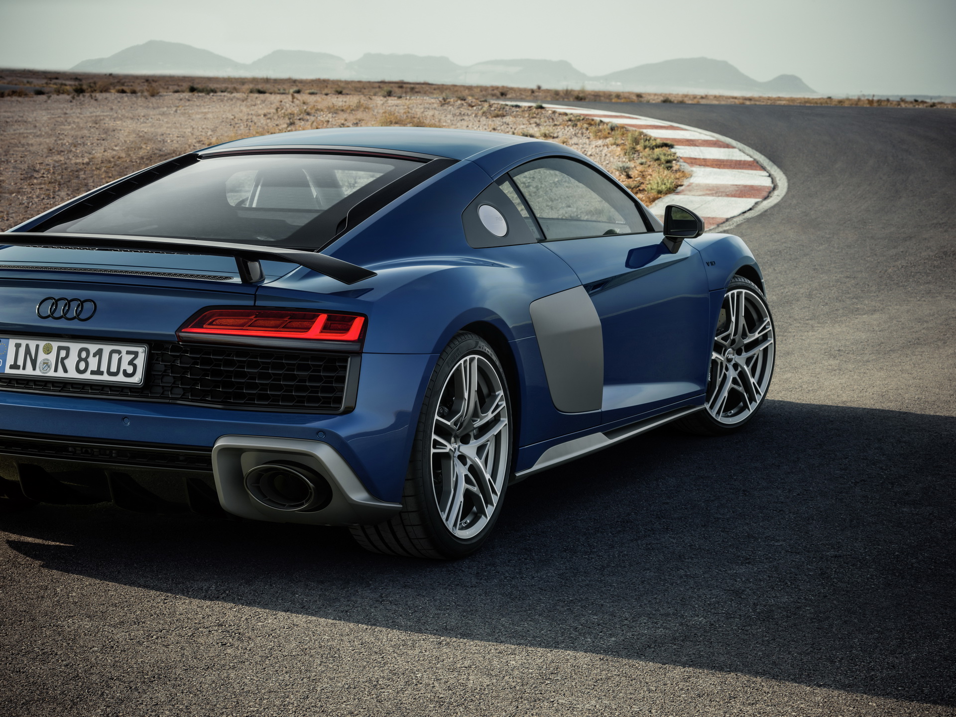 2019 audi r8 range mega gallery 38 See The 2019 Audi R8 Coupe & Spyder Facelift From Every Angle In Mega Gallery