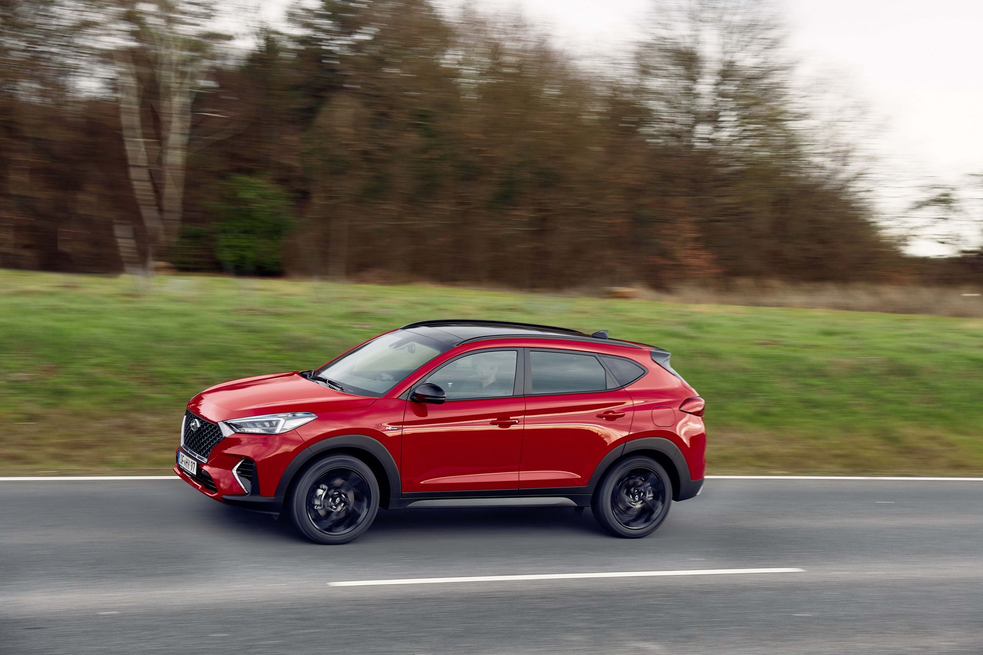 Hyundai-Tucson-N-Line-13 Hyundai Tucson N Line Wants You To Sit Up And Take Notice