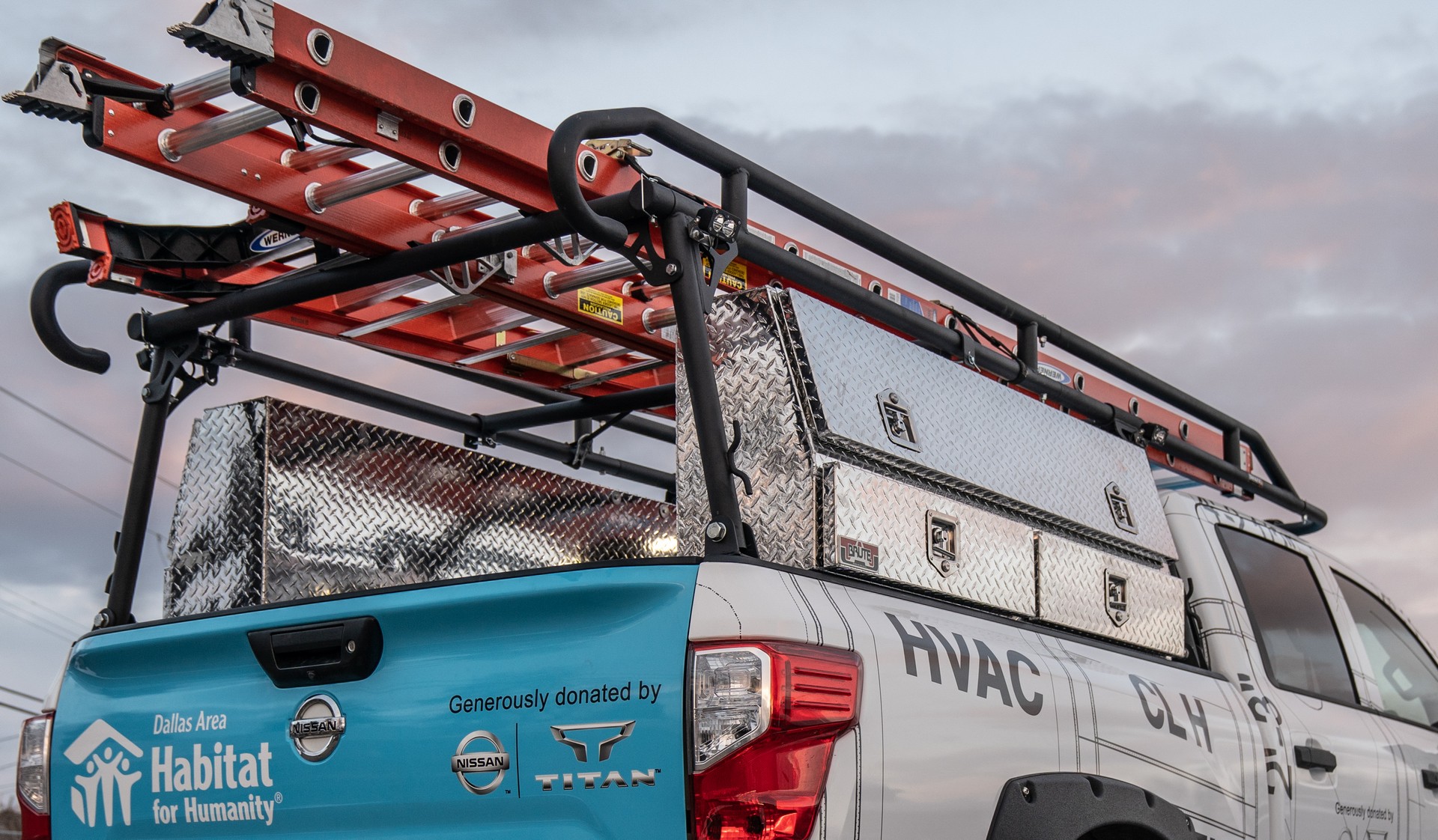 Nissan Titan Ultimate Work Truck-7 Nissan Ultimate Work Titan Is A One-Off Truck For Home Builders