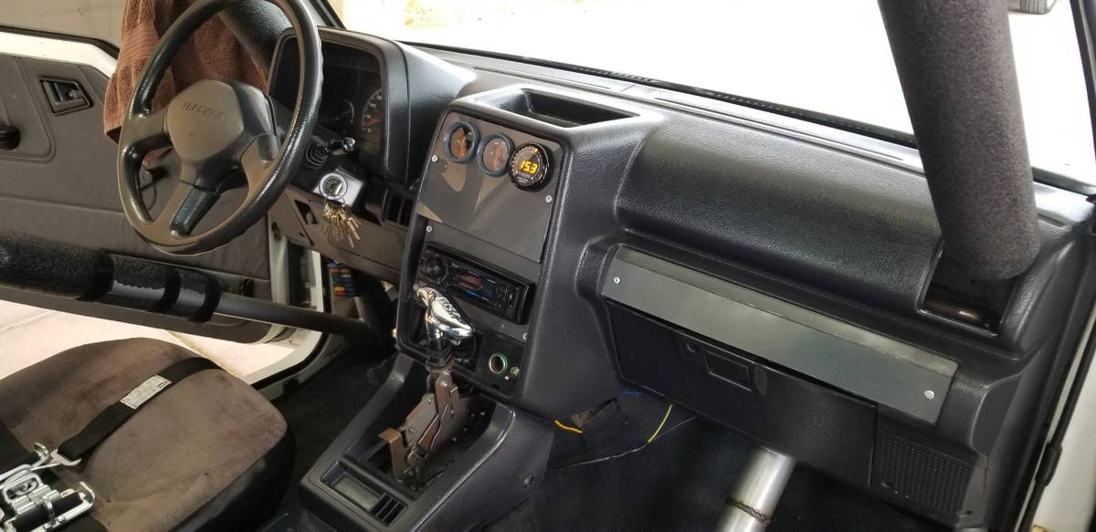 Geo-Tracker-Drag-14 This Geo Tracker Has A 6.0-liter V8 And Runs Sub-10-Second Quarter Miles