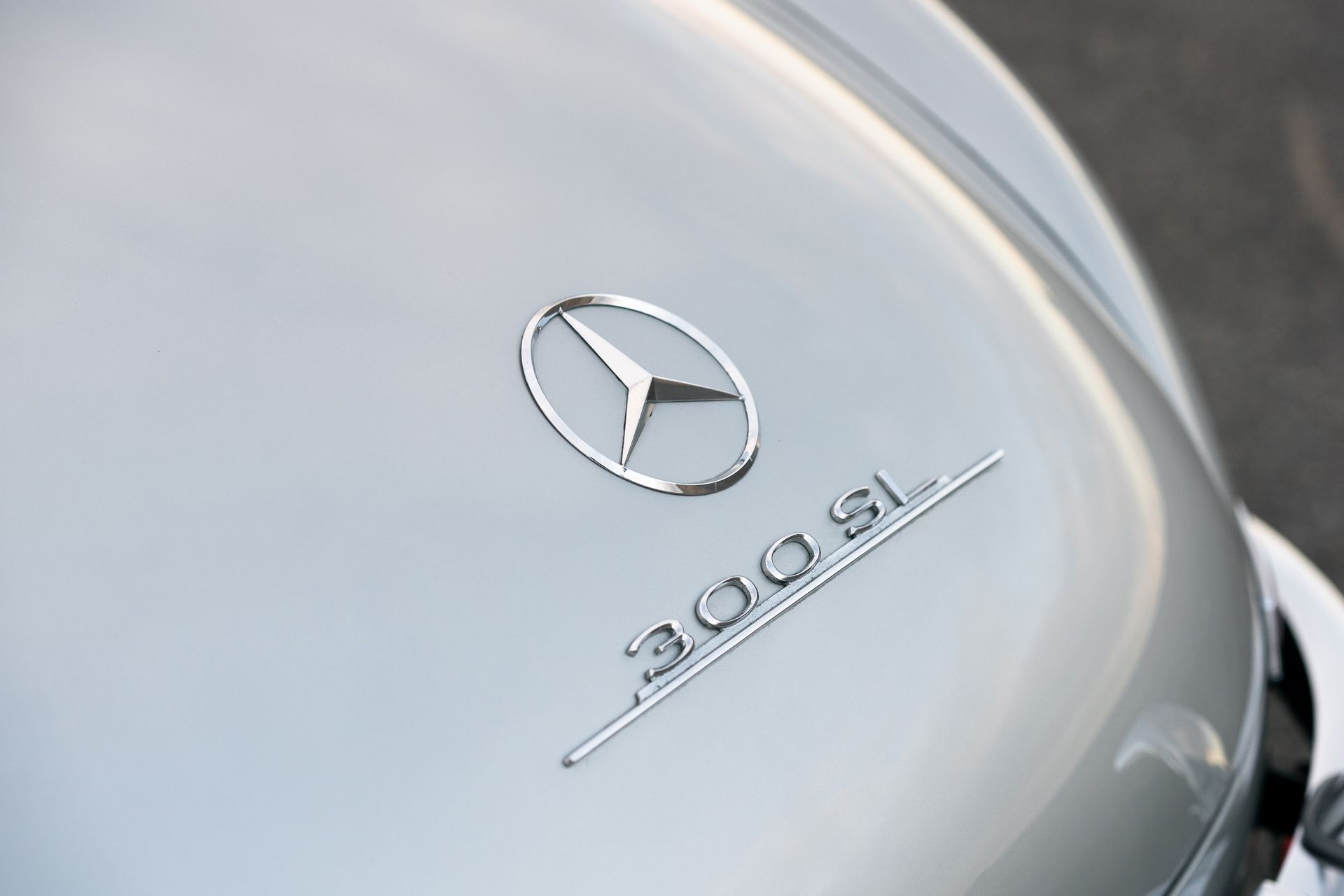 1955-Mercedes-Benz-300SL-15 Maroon 5’s Adam Levine Auctioning Off His Mercedes-Benz 300 SL Gullwing