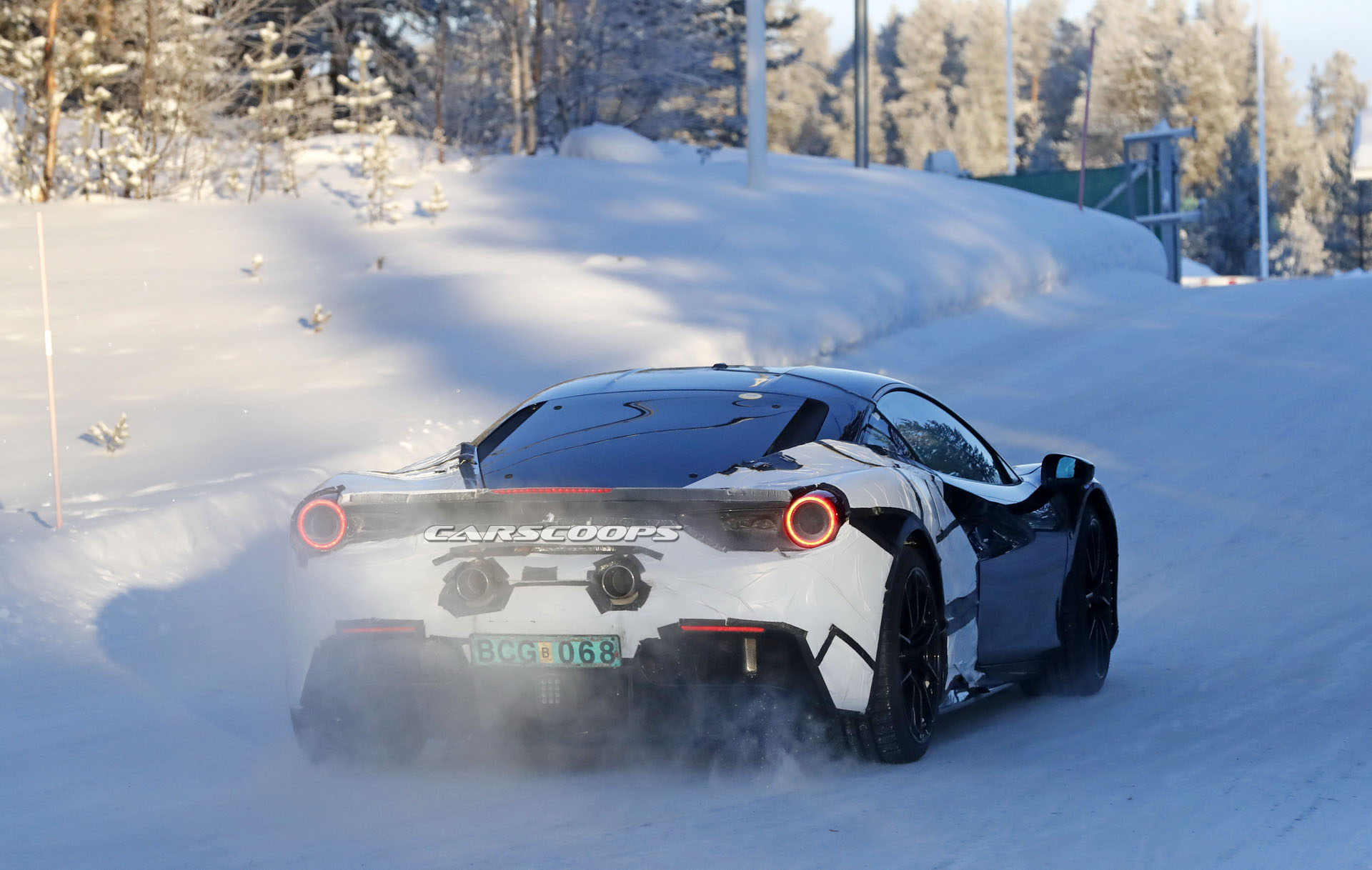 Ferrari-hybrid-mule-05 Gotcha! 1000 HP Ferrari Hybrid Supercar Filmed Testing In Italy