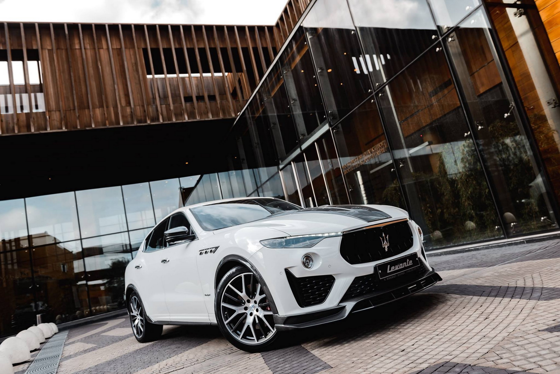 larte design maserati levante shtorm gt 2 Larte Design Rolls Out Shtorm GT Body Kit For The Maserati Levante