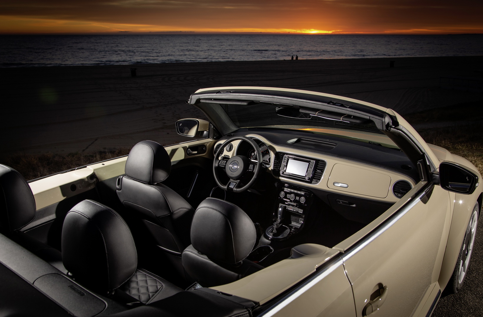 2019 vw beetle final edition 6 Volkswagen Group CEO Says ‘No’ To Electric Beetle