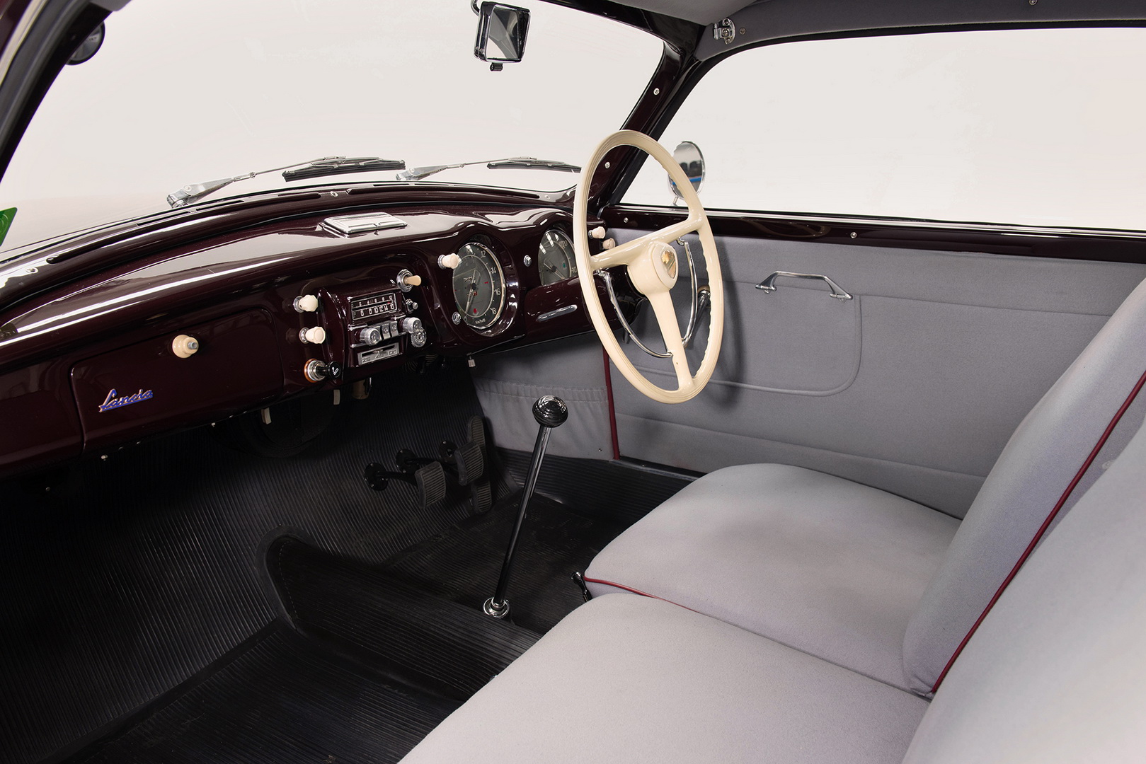 1953 lancia aurelia b20gt series iii 7 1953 Lancia Aurelia B20GT Is As Beautiful As They Come