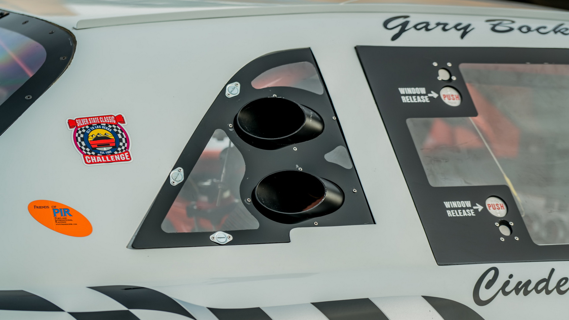 chrysler lebaron race car bat 27 This 1984 Chrysler LeBaron Once Did 224 MPH – And Right Now It’s Dirt Cheap