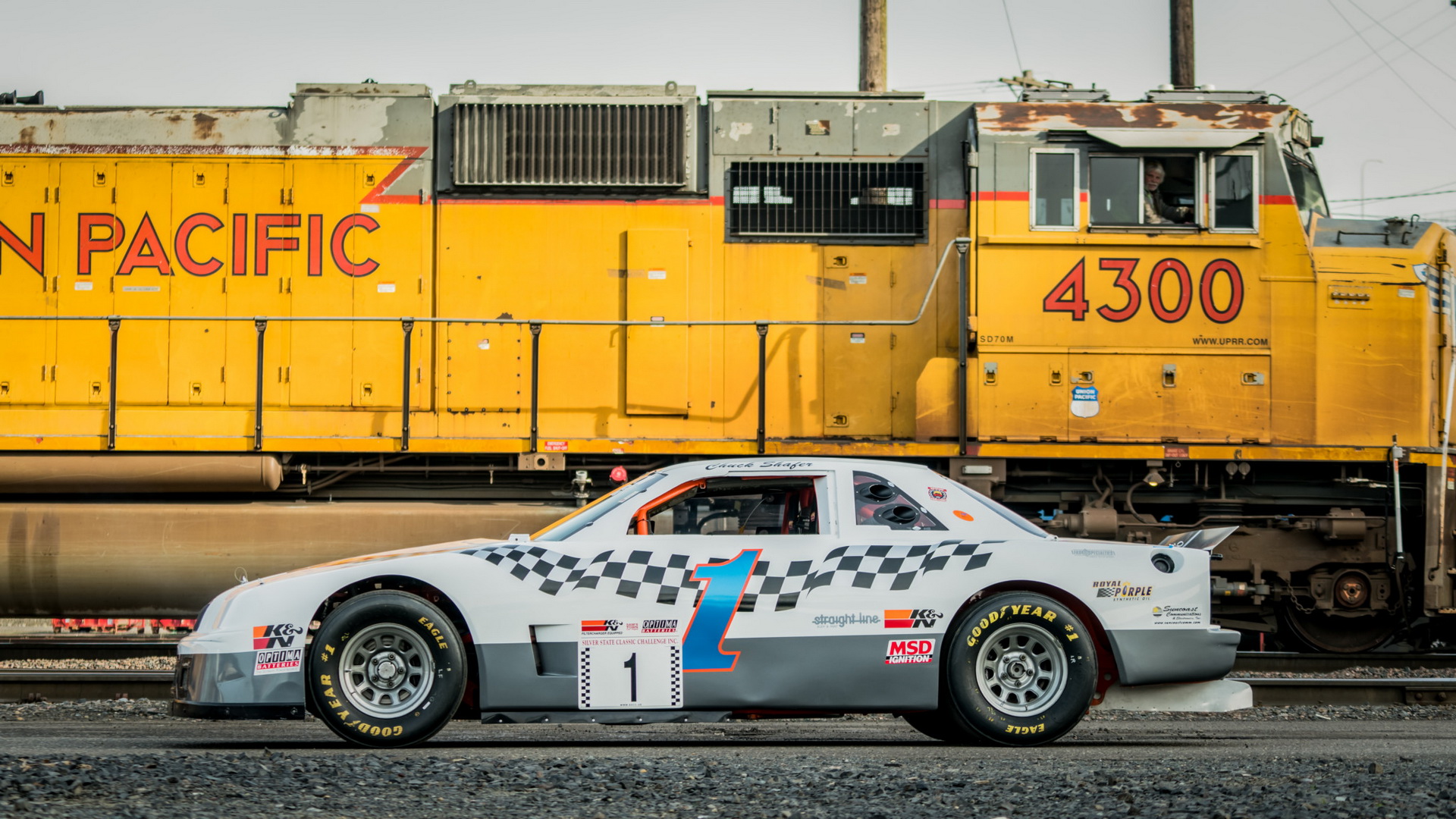 chrysler lebaron race car bat 15 This 1984 Chrysler LeBaron Once Did 224 MPH – And Right Now It’s Dirt Cheap