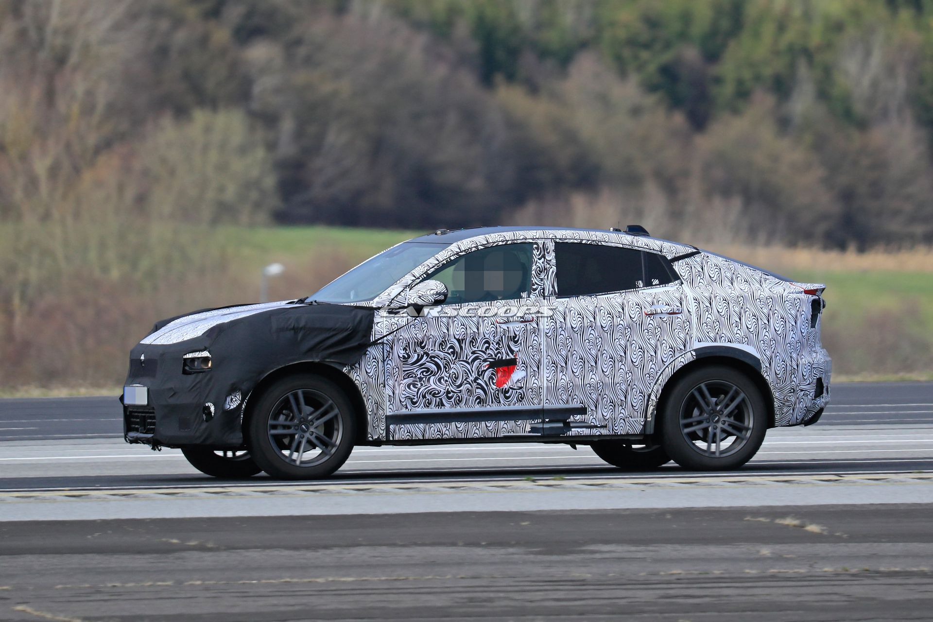 Lynk-And-Co-01-Coupe-5 Lynk & Co 05 SUV Coupe Set To Become The Sportier Sibling Of The 01