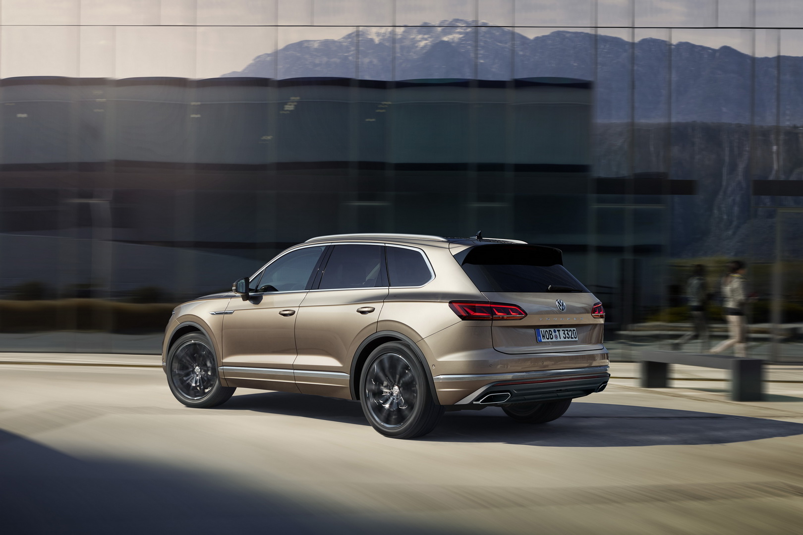2019 vw touareg v8 tdi 6 Range-Topping 415 HP Touareg Is Last Volkswagen To Get A V8 Diesel