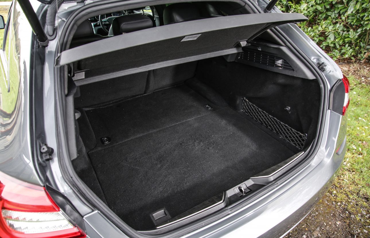 maserati quattroporte shooting brake 12 One-Off Maserati Quattroporte Shooting Brake Is Both Suave And Practical