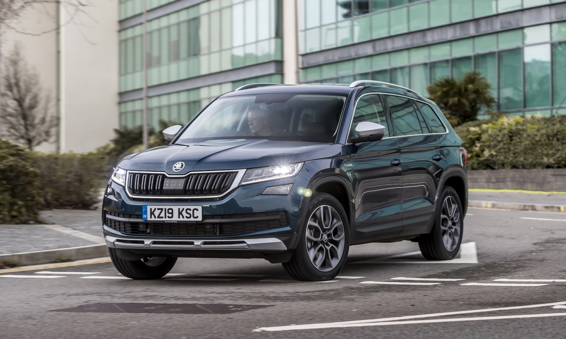 skoda karoq kodiaq new tsi engine 2 Skoda Karoq And Kodiaq Gain 190 PS 2.0-liter TSI With DSG ‘Box, AWD