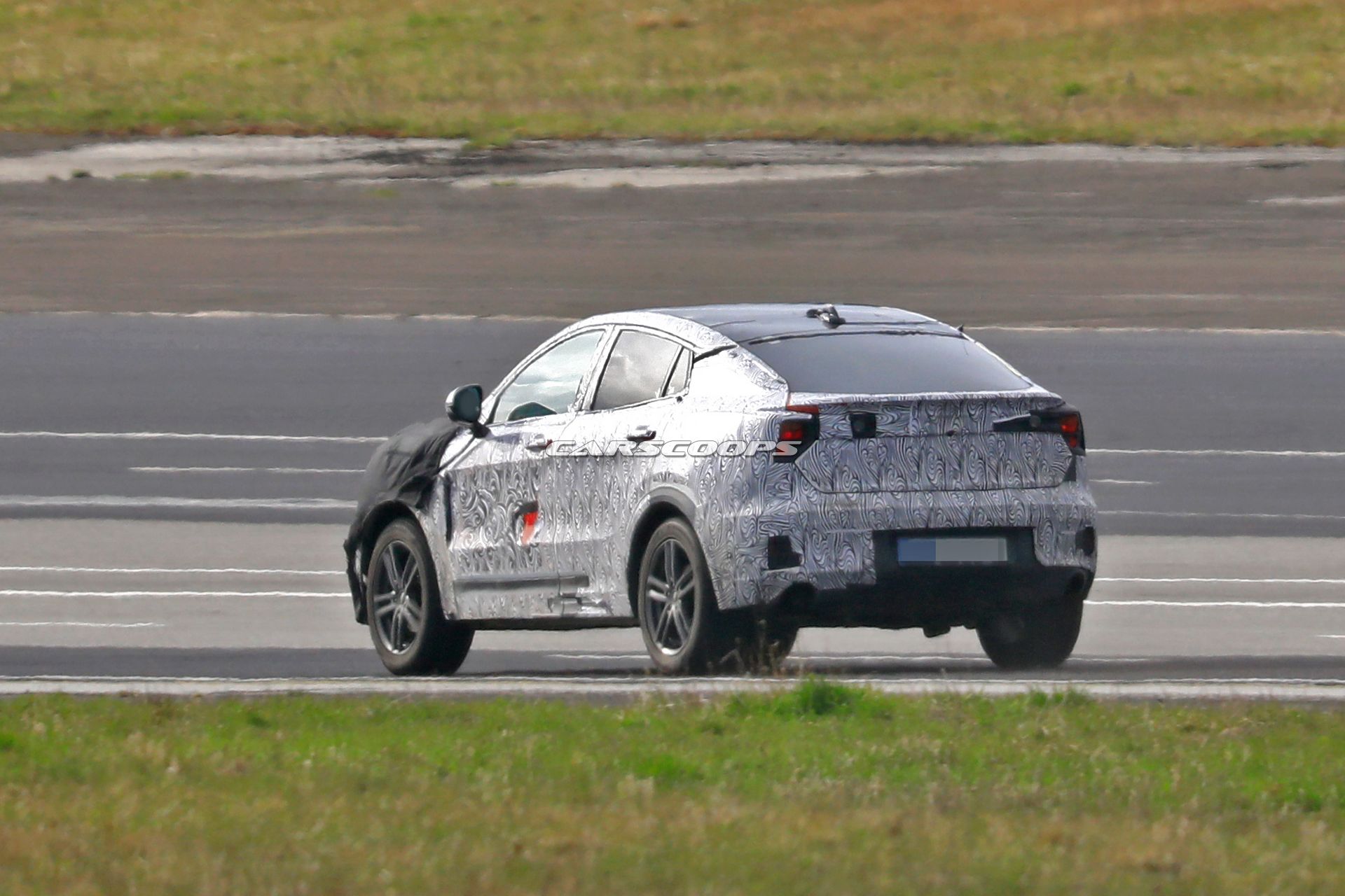 Lynk-And-Co-01-Coupe-11 Lynk & Co 05 SUV Coupe Set To Become The Sportier Sibling Of The 01