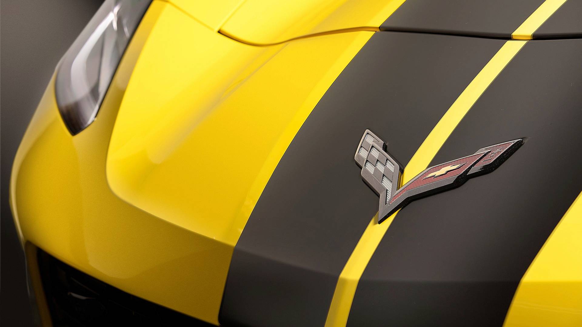 Hertz-Corvette-Z06-2 Hertz Selling Its “Special Edition” Corvette Z06 Rentals For $100,000, Think It’s Worth It?