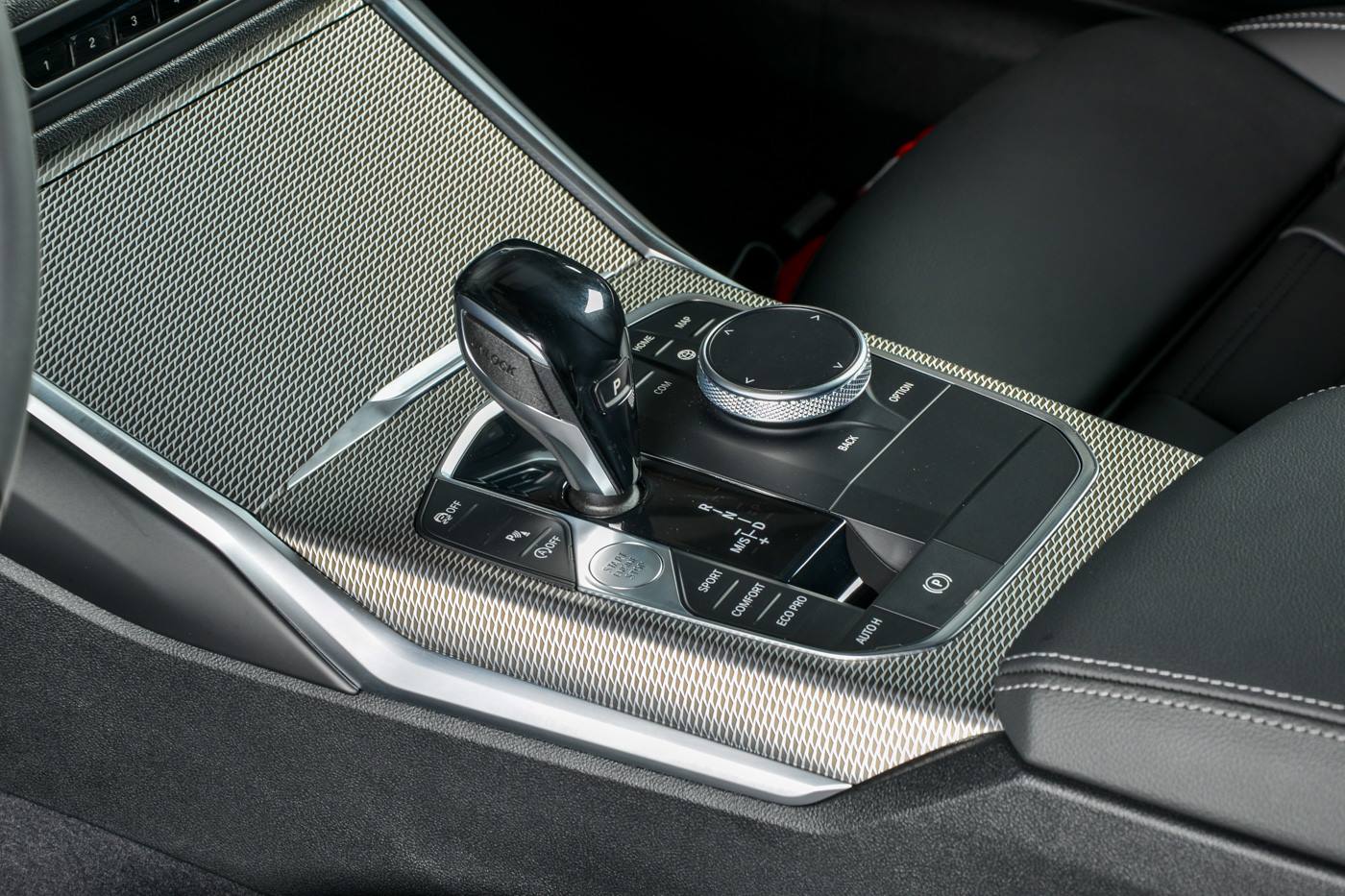 2020 bmw 330i sunset orange abu dhabi 7 New BMW 330i M Sport Rocks Sunset Orange Exterior With M Performance Upgrades