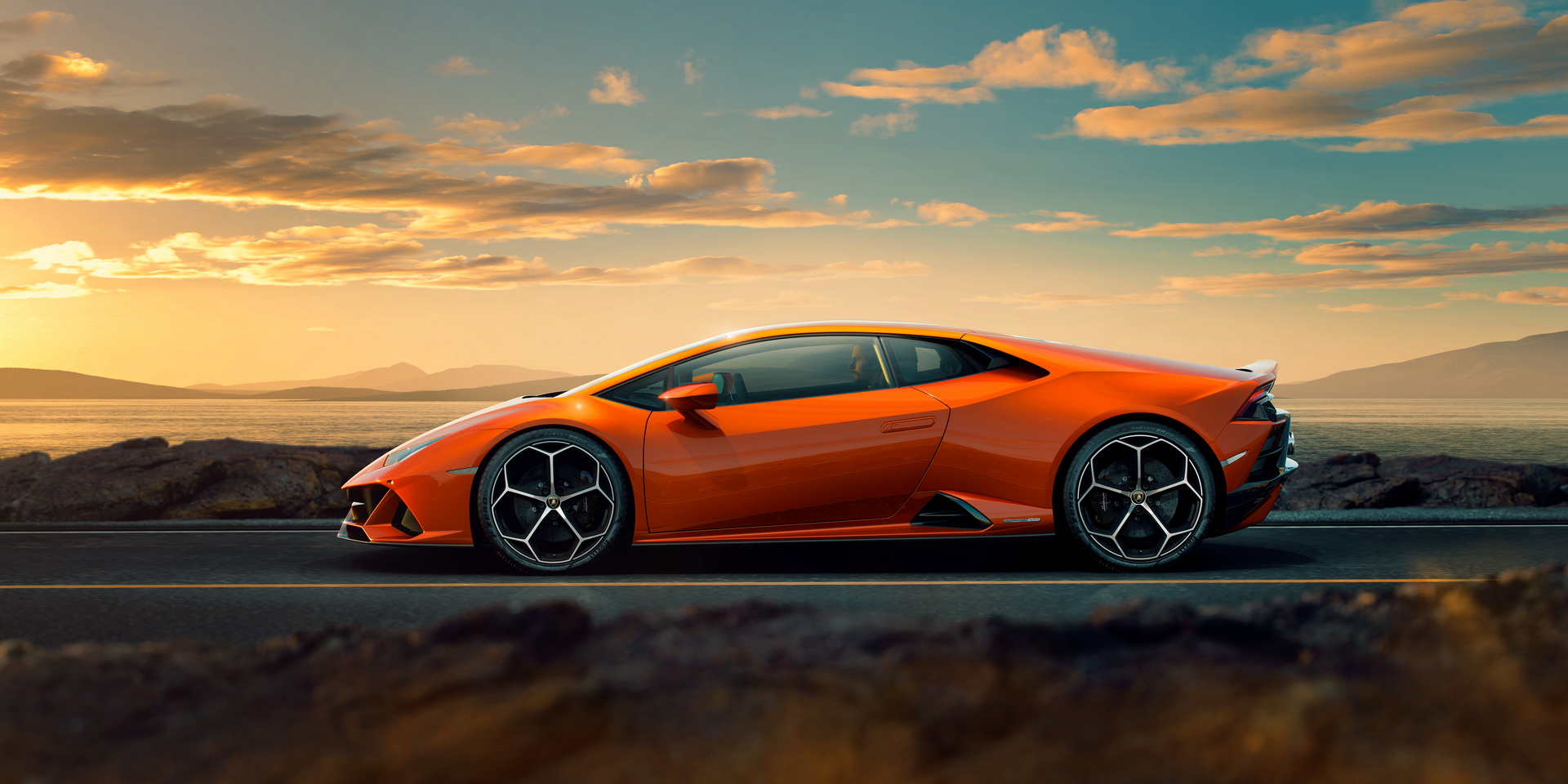 Lambo-Huracan-EVO-USDebut-05 2020 Lamborghini Huracan EVO Arrives In USA, Priced From $261,274