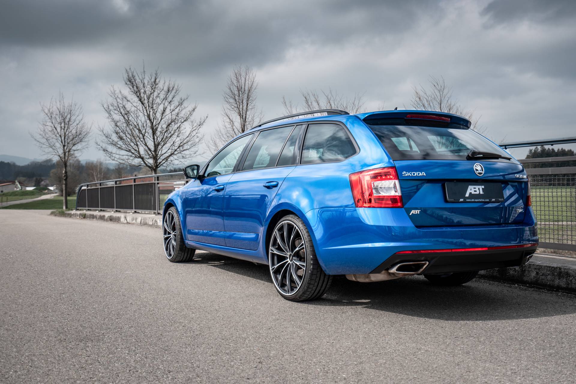 ABT Skoda Octavia RS 10 ABT Skoda Octavia RS Wagon Gets 286 HP, Suspension Tweaks