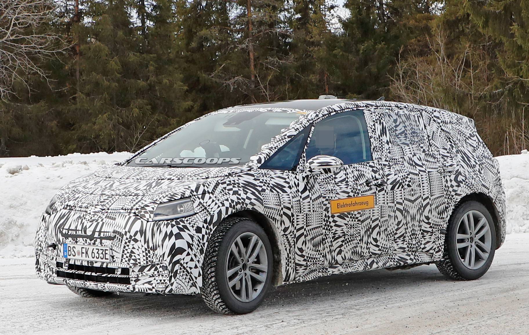 2020 VW ID hatchback spy shots 1 VW ID Electric Hatch Spied Again, Will Offer Three Battery Options