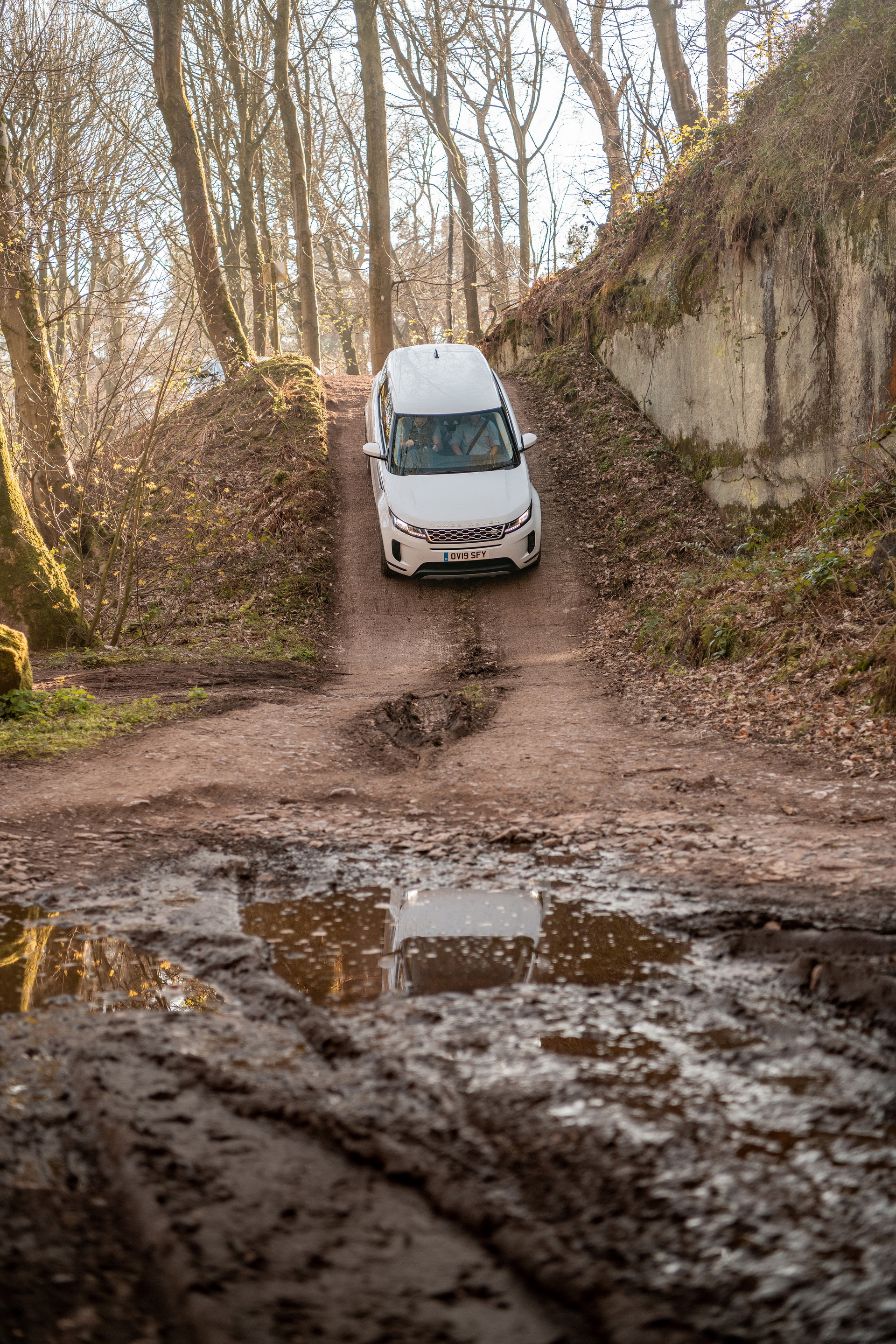 Range-Rover-Evoque-04 Range Rover Evoque Is The First Premium Compact SUV To Pass 2020 RDE2 Emission Rules
