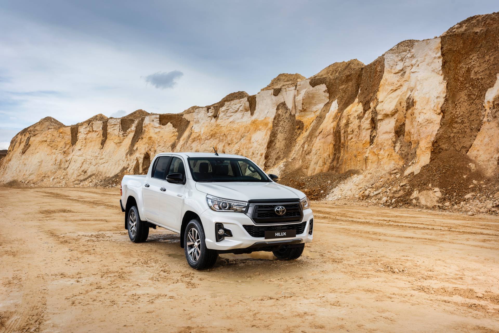 2019 Toyota Hilux Special Edition 26 Toyota Wants To Make The Hilux A “Lifestyle Choice” With 2019 Special Edition