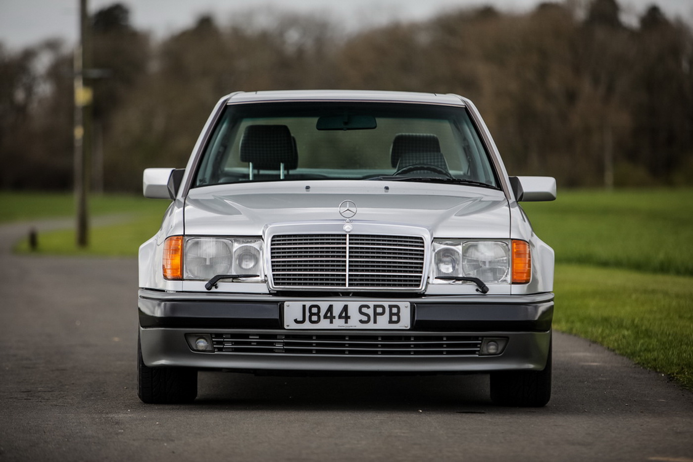 Mercedes-500E-Atkinson-02 Rowan Atkinson Apparently Has One More Mercedes 500E To Sell