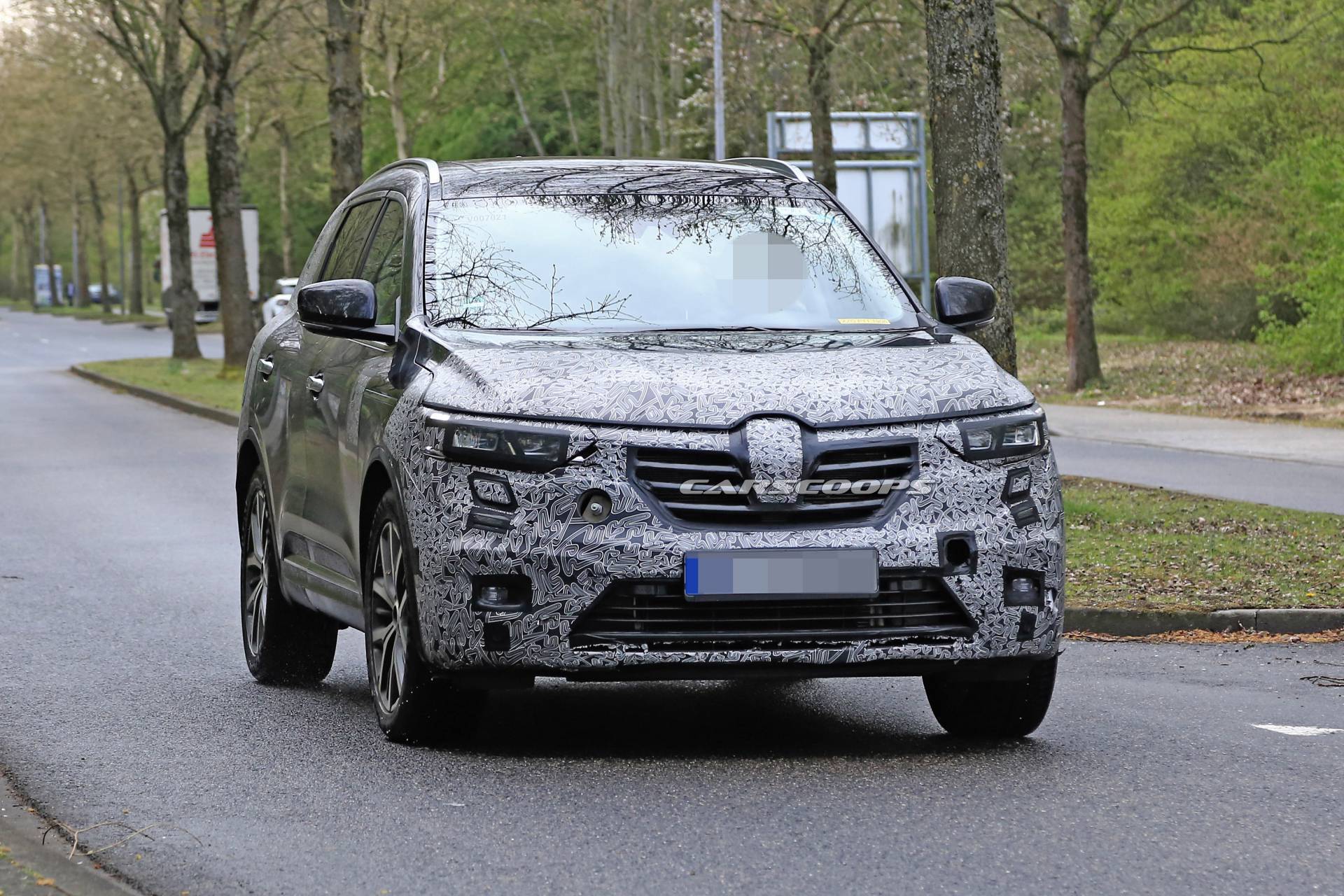 2020 Renault Koleos facelift spy shots 2 We Spy Europe’s 2020 Renault Koleos As China Model Quietly Debuts In Shanghai