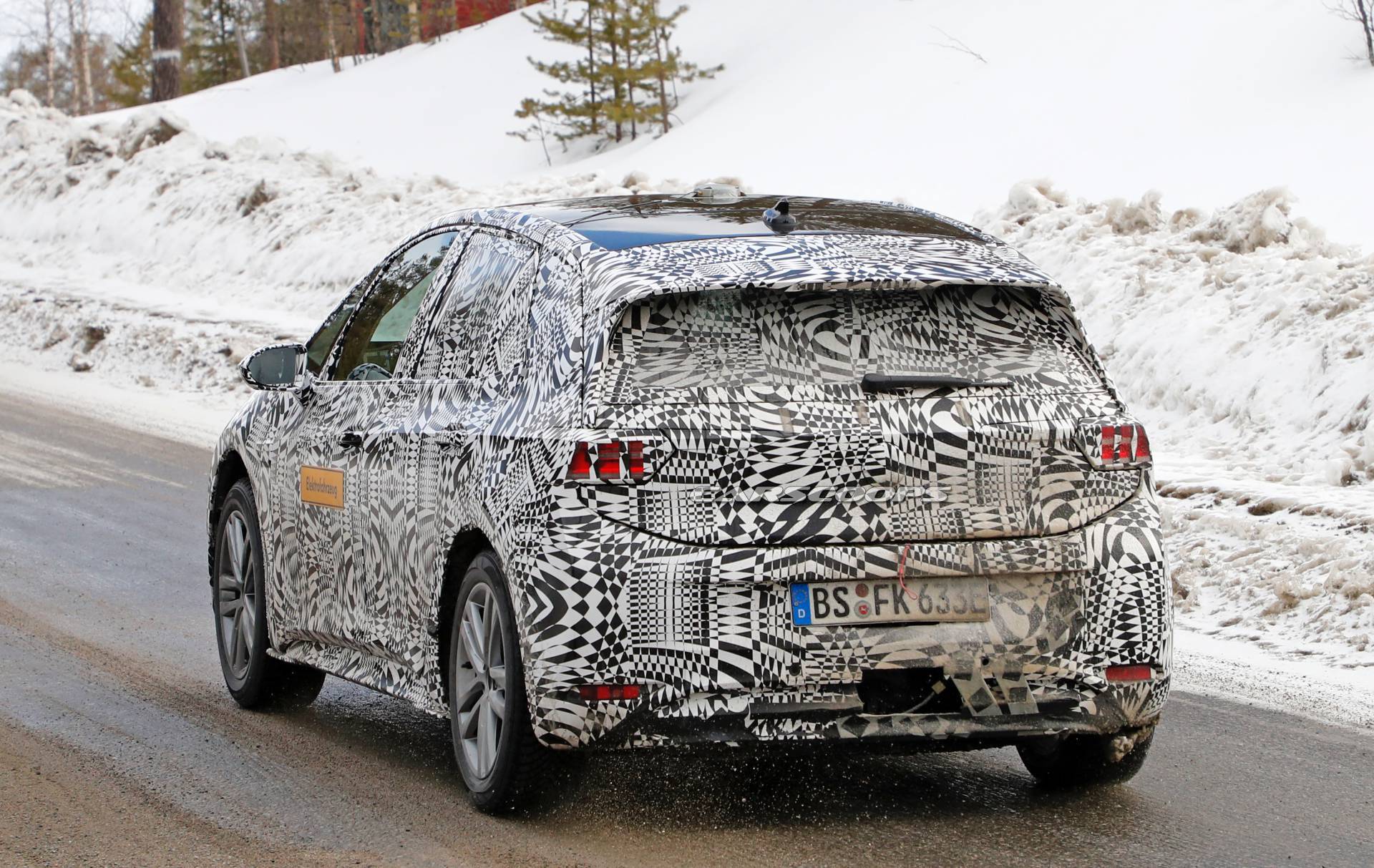 2020 VW ID hatchback spy shots 12 VW ID Electric Hatch Spied Again, Will Offer Three Battery Options