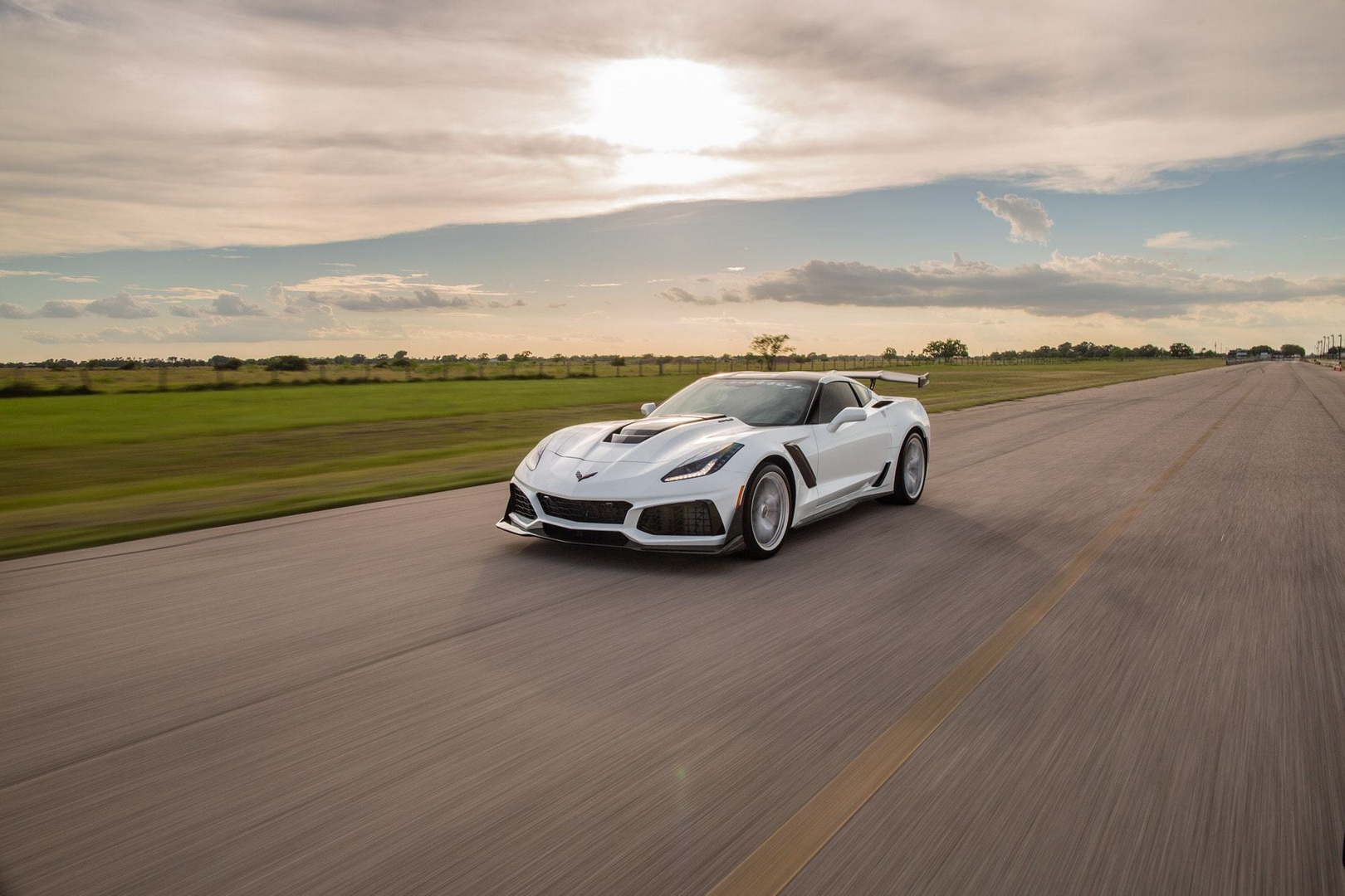 2019 corvette zr1 tuning hennessey 2 Hennessey’s 1200 HP Corvette ZR1 Is A Nuclear Powerplant On Wheels